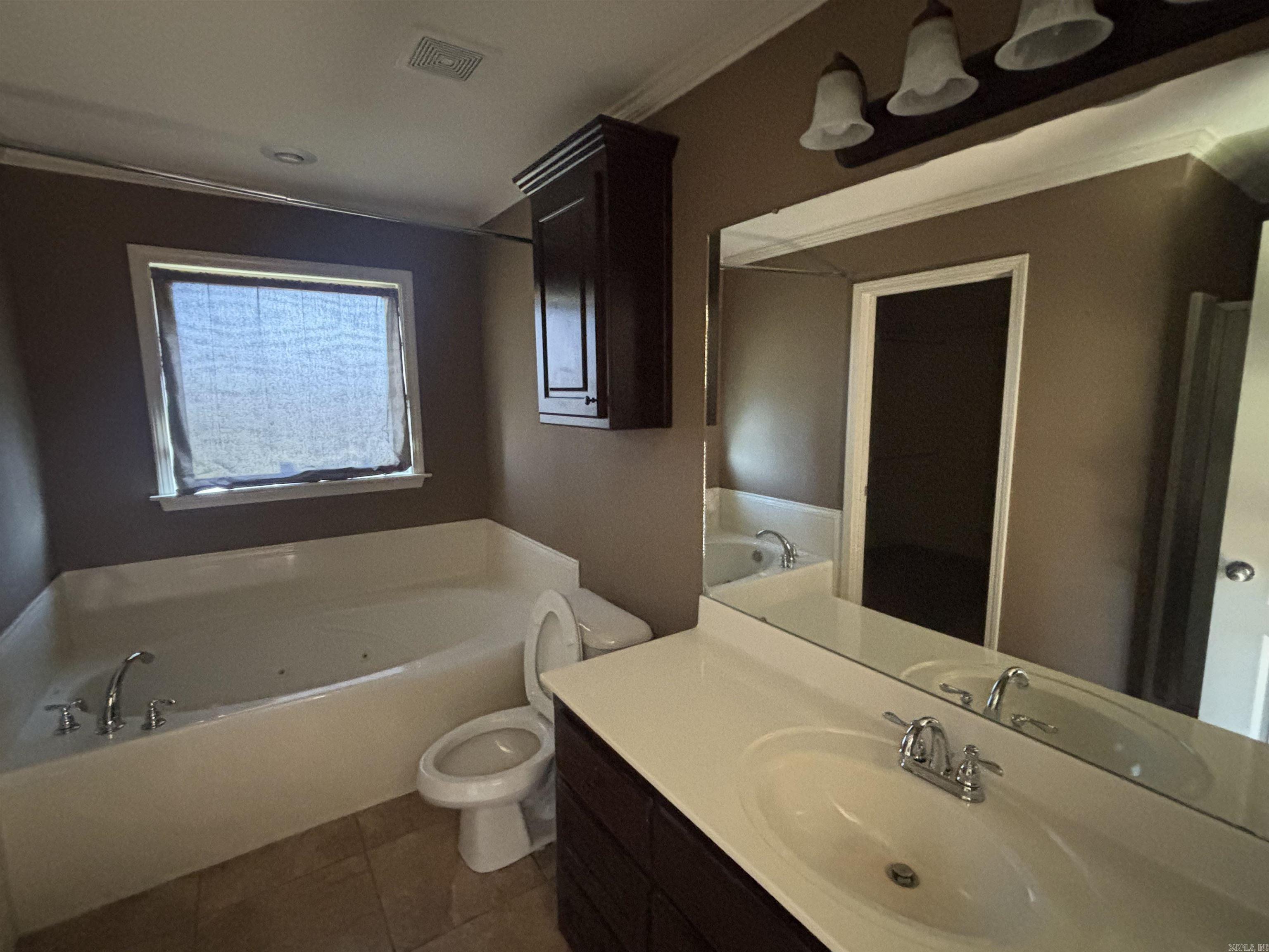 5001 Knights  Jacksonville, AR