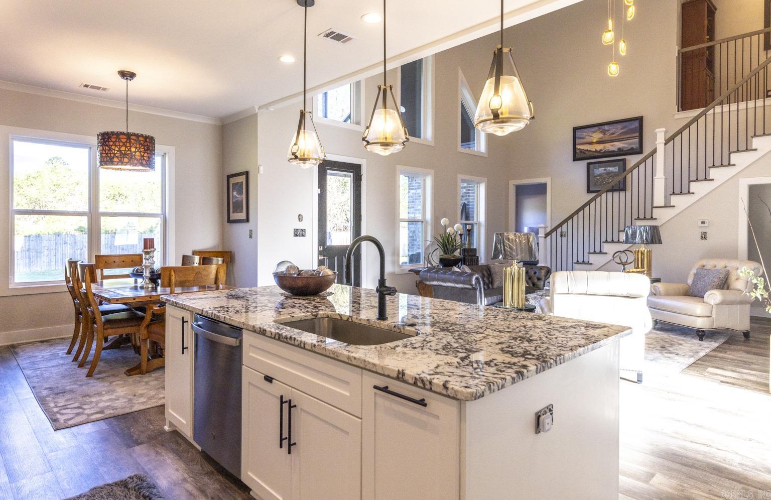 6020 Centark  Alexander, AR