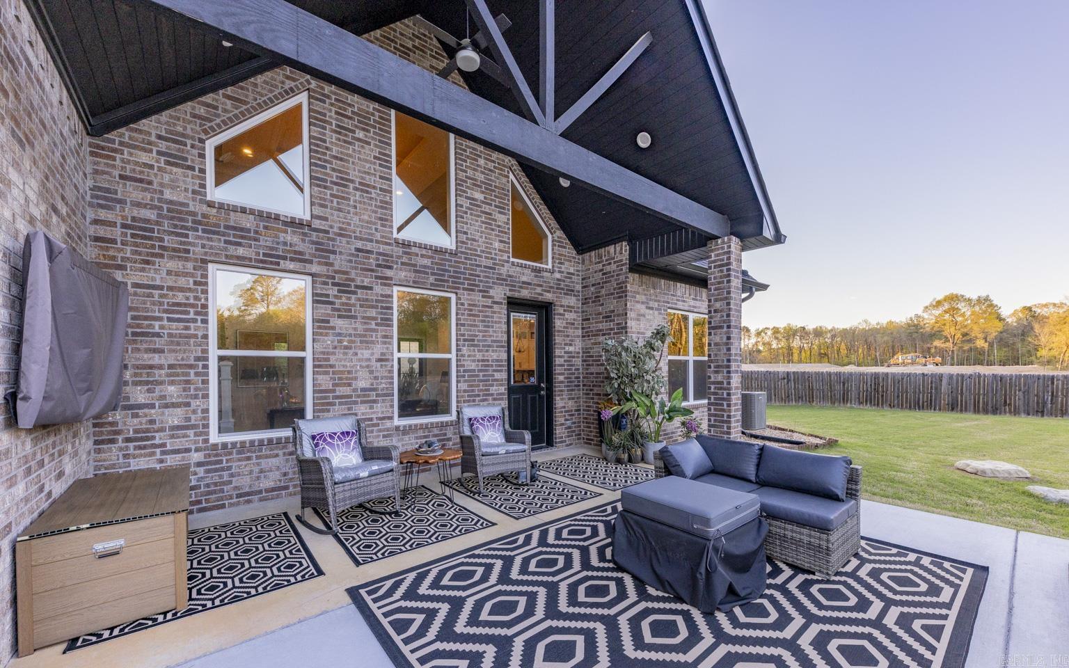 6020 Centark  Alexander, AR