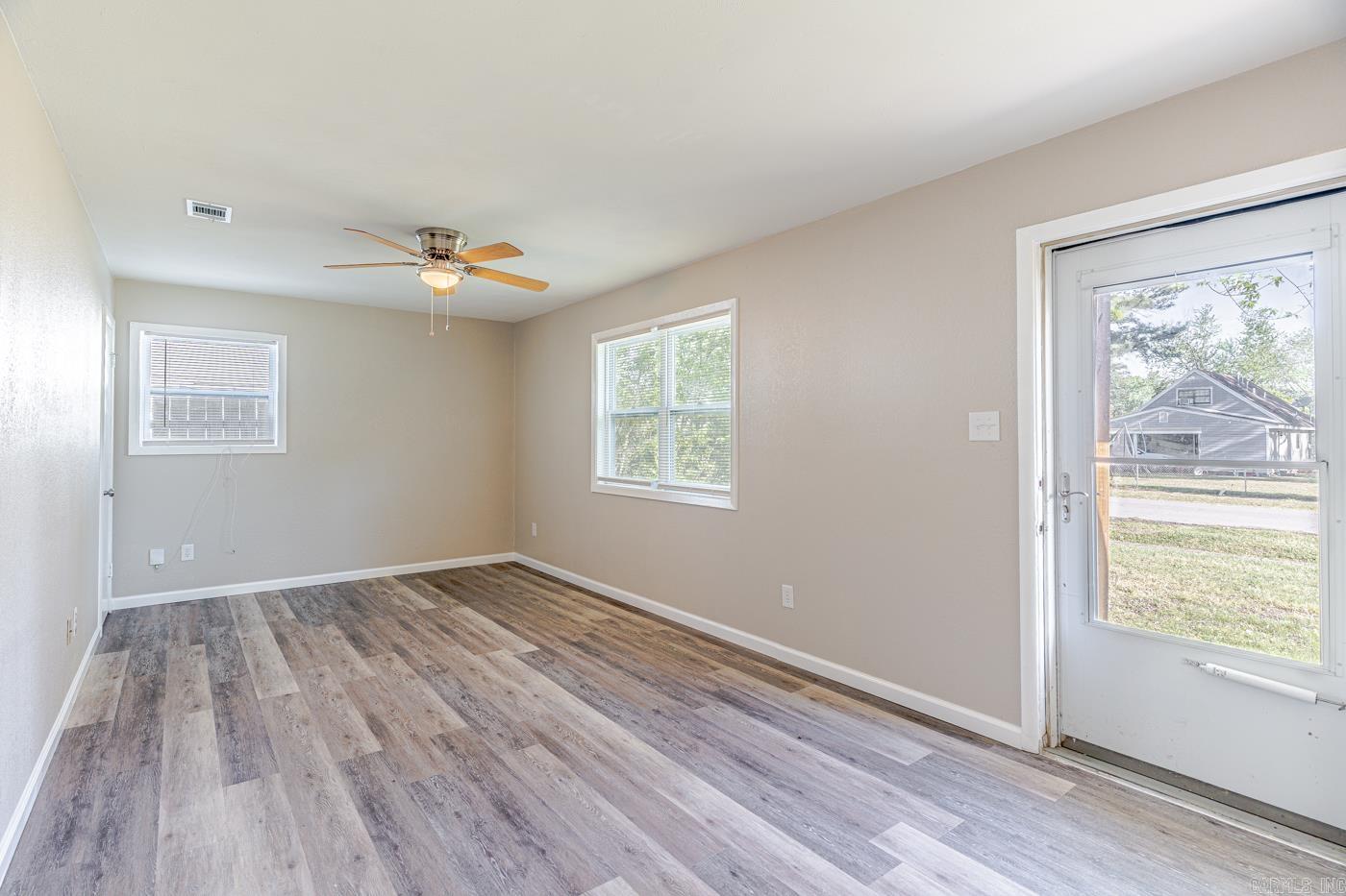 3305 Fairview Dr  Jonesboro, AR