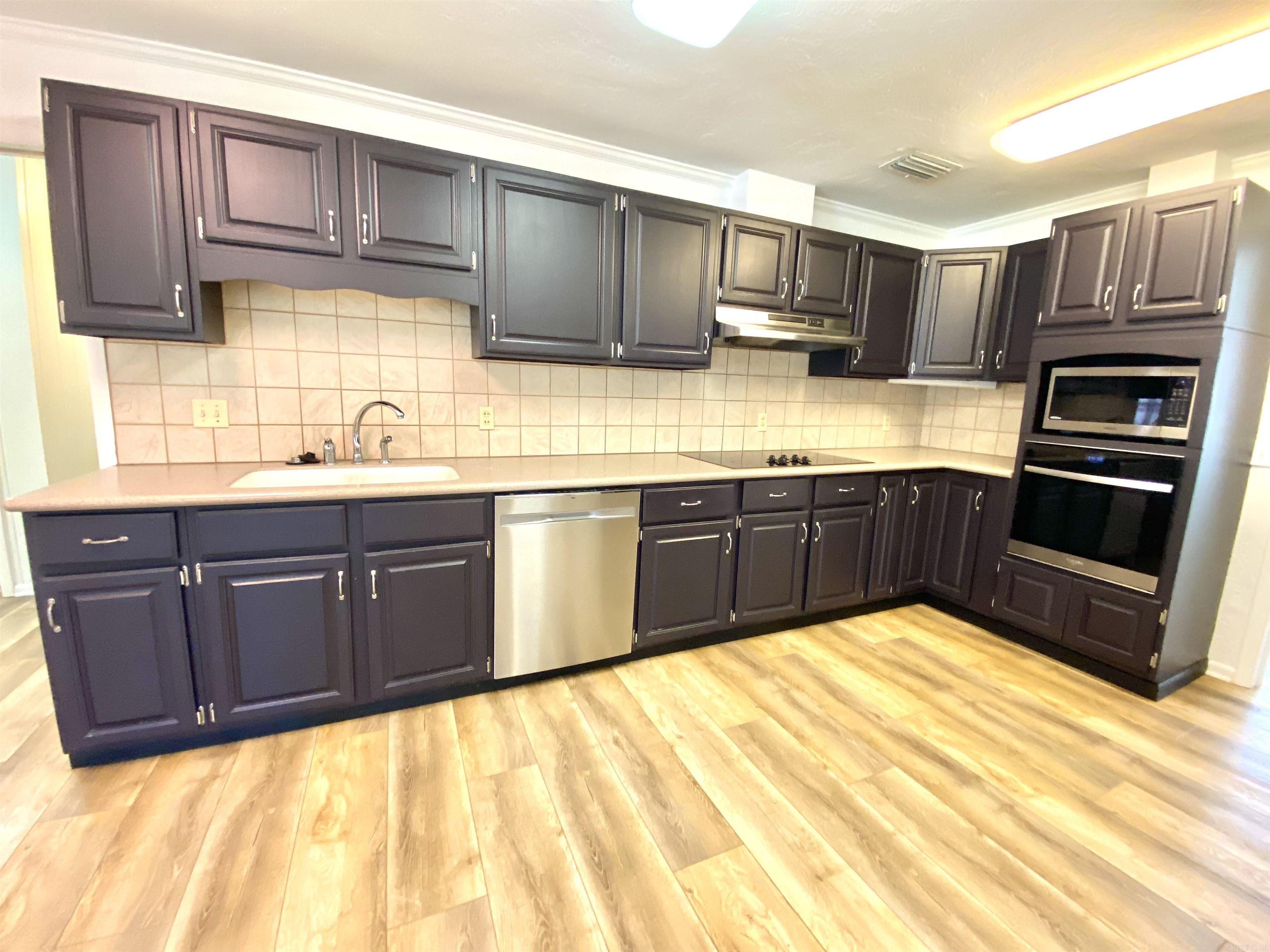 1612 W 4th  Fordyce, AR