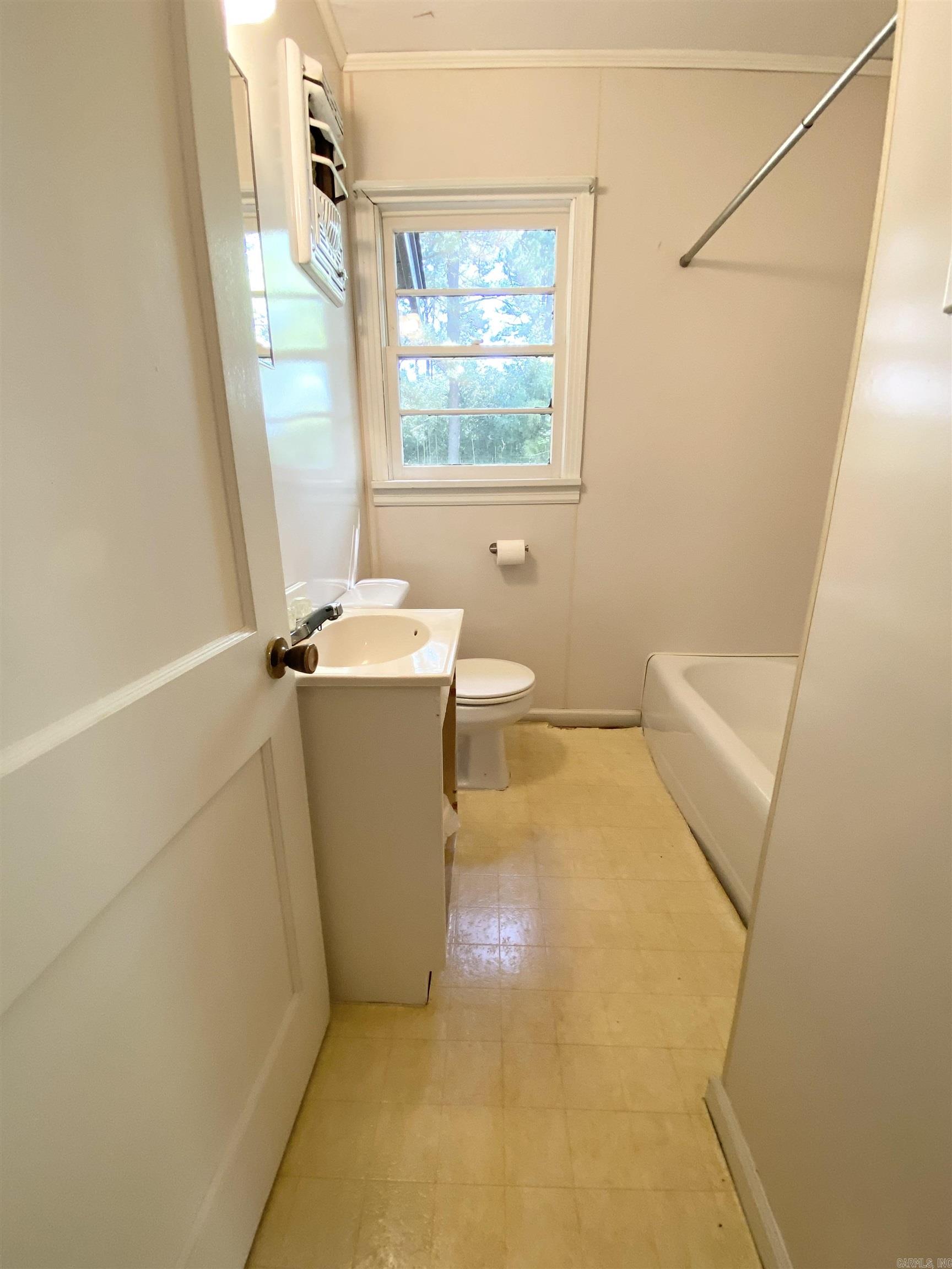 1612 W 4th  Fordyce, AR