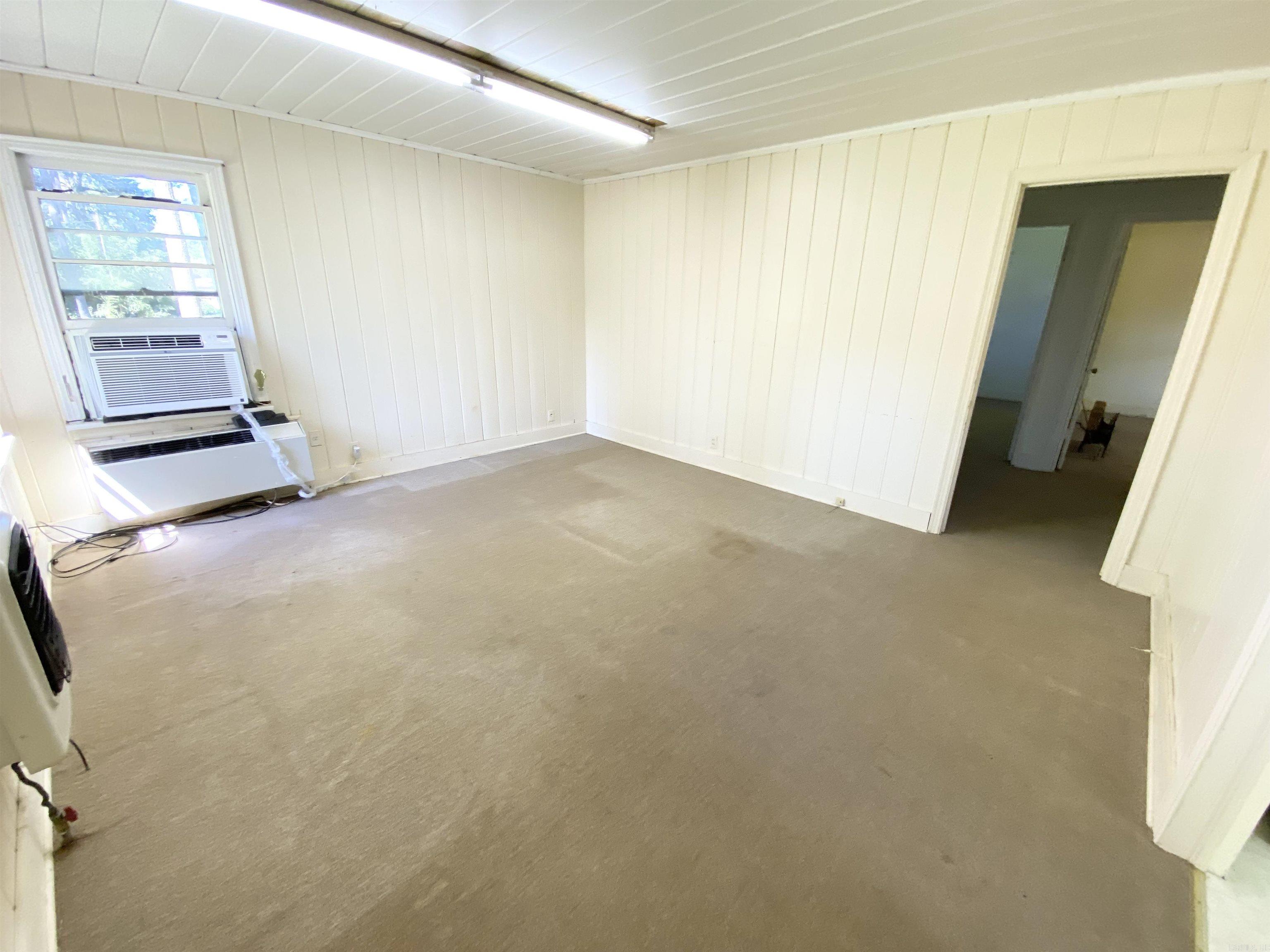 1612 W 4th  Fordyce, AR