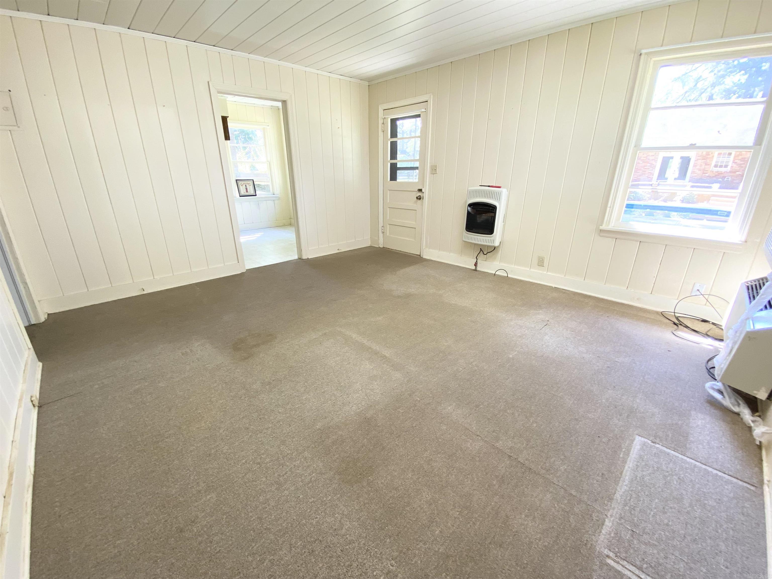 1612 W 4th  Fordyce, AR