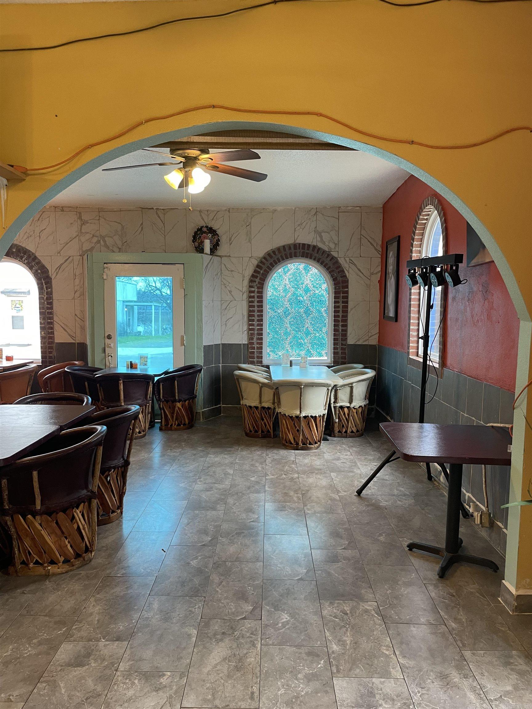 217 & 215 N Front  Dardanelle, AR