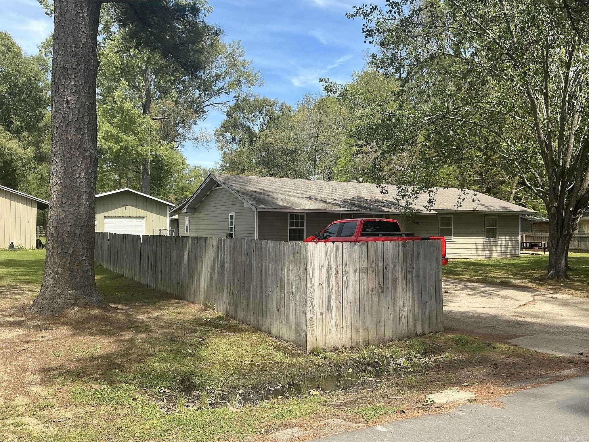 305 E Scott  Hamburg, AR