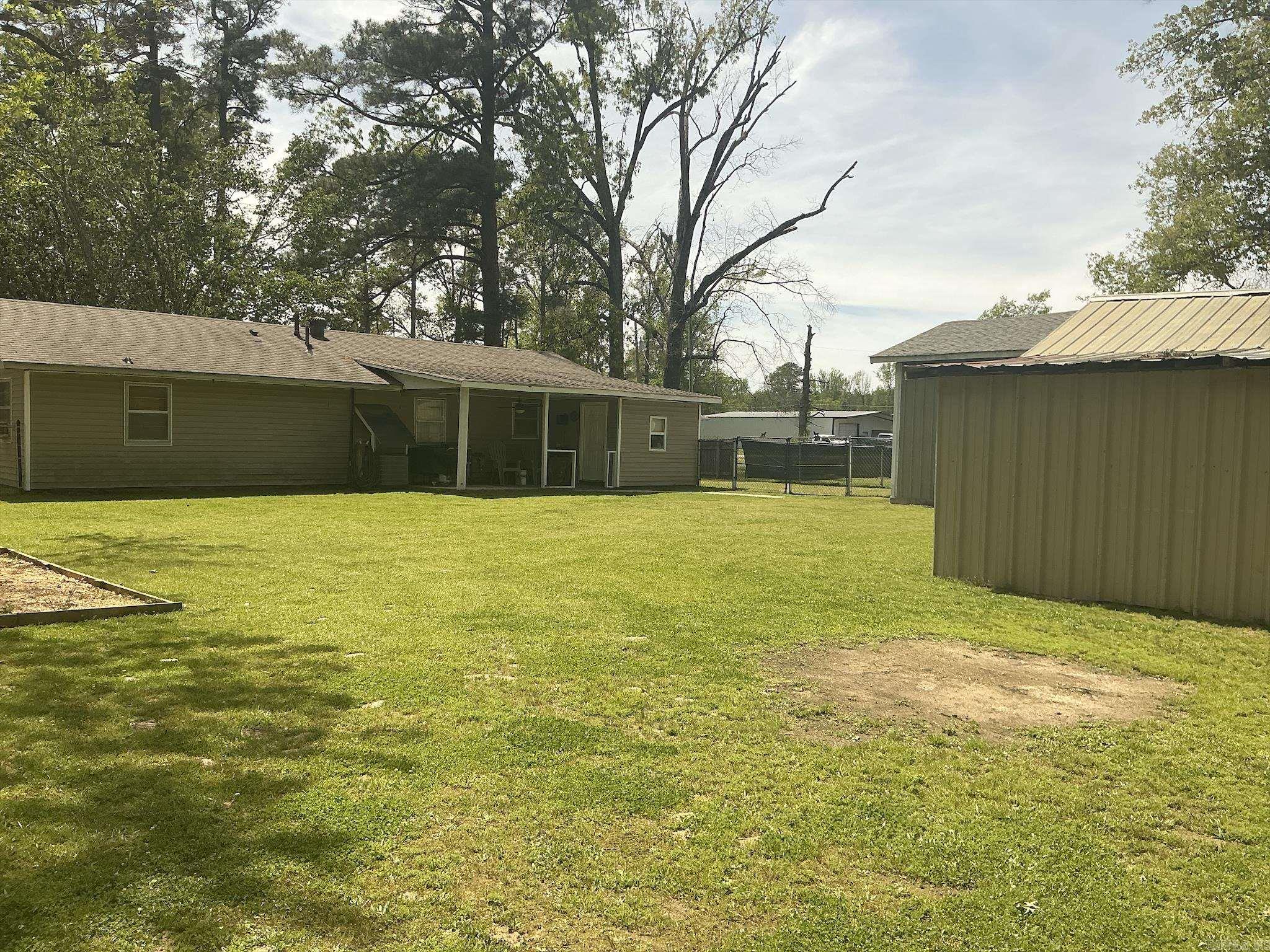 305 E Scott  Hamburg, AR