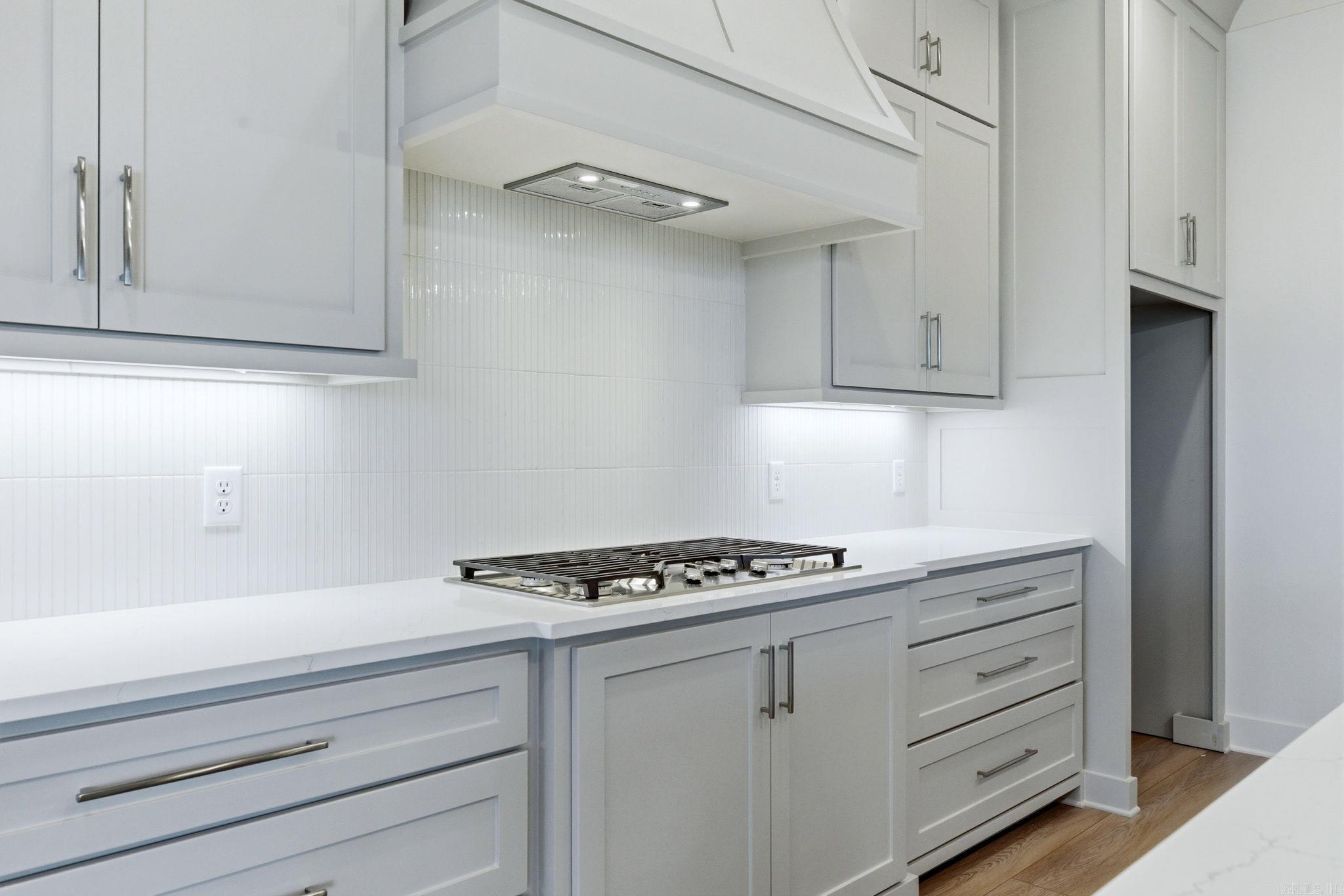 21 Mountain Brook  Little Rock, AR