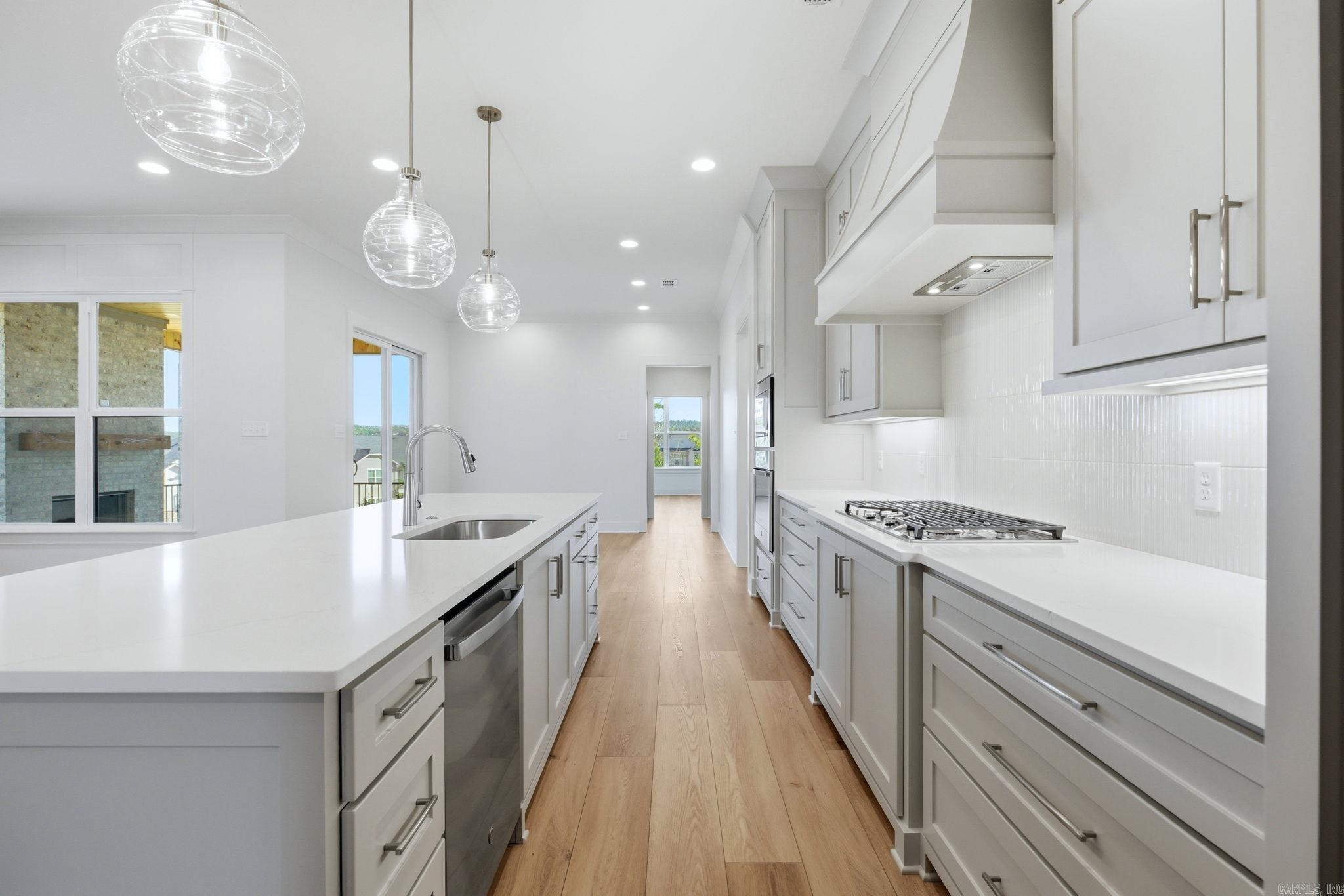 21 Mountain Brook  Little Rock, AR