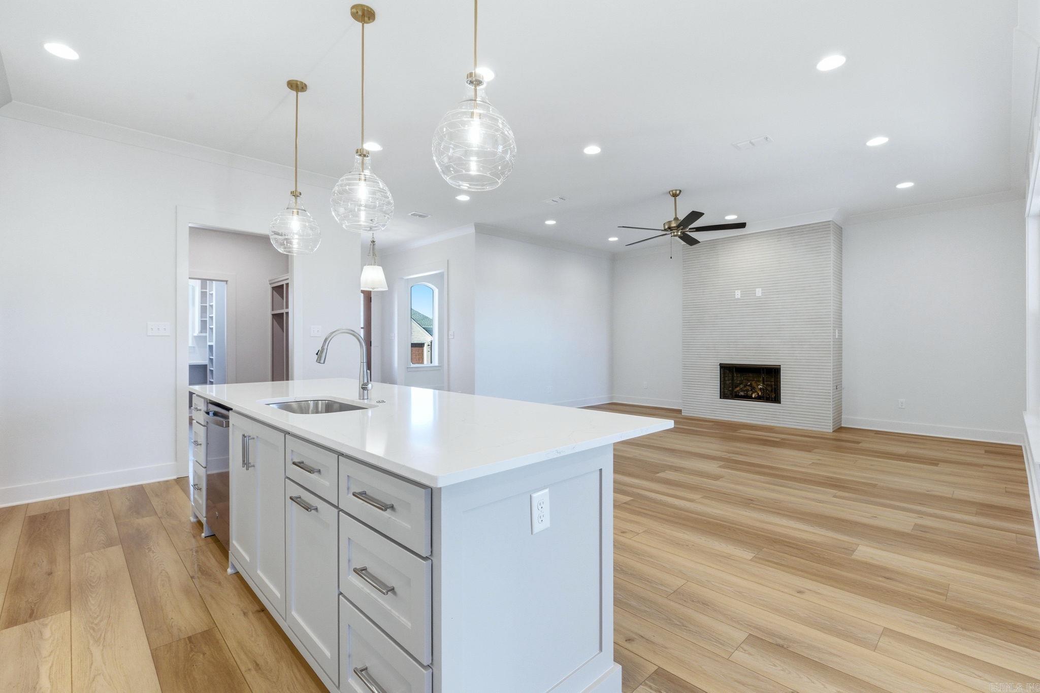 21 Mountain Brook  Little Rock, AR