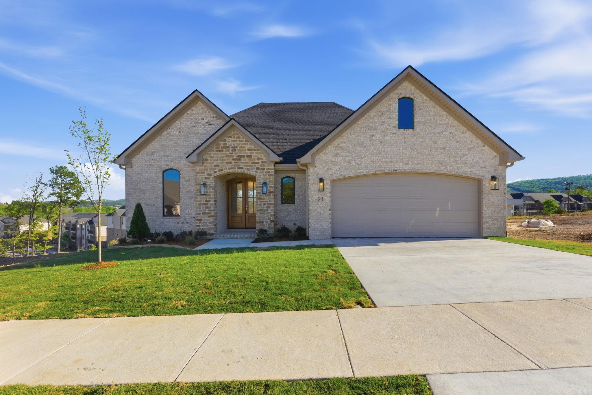 21 Mountain Brook  Little Rock, AR