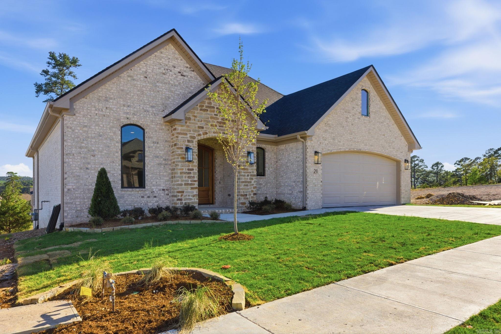 21 Mountain Brook  Little Rock, AR