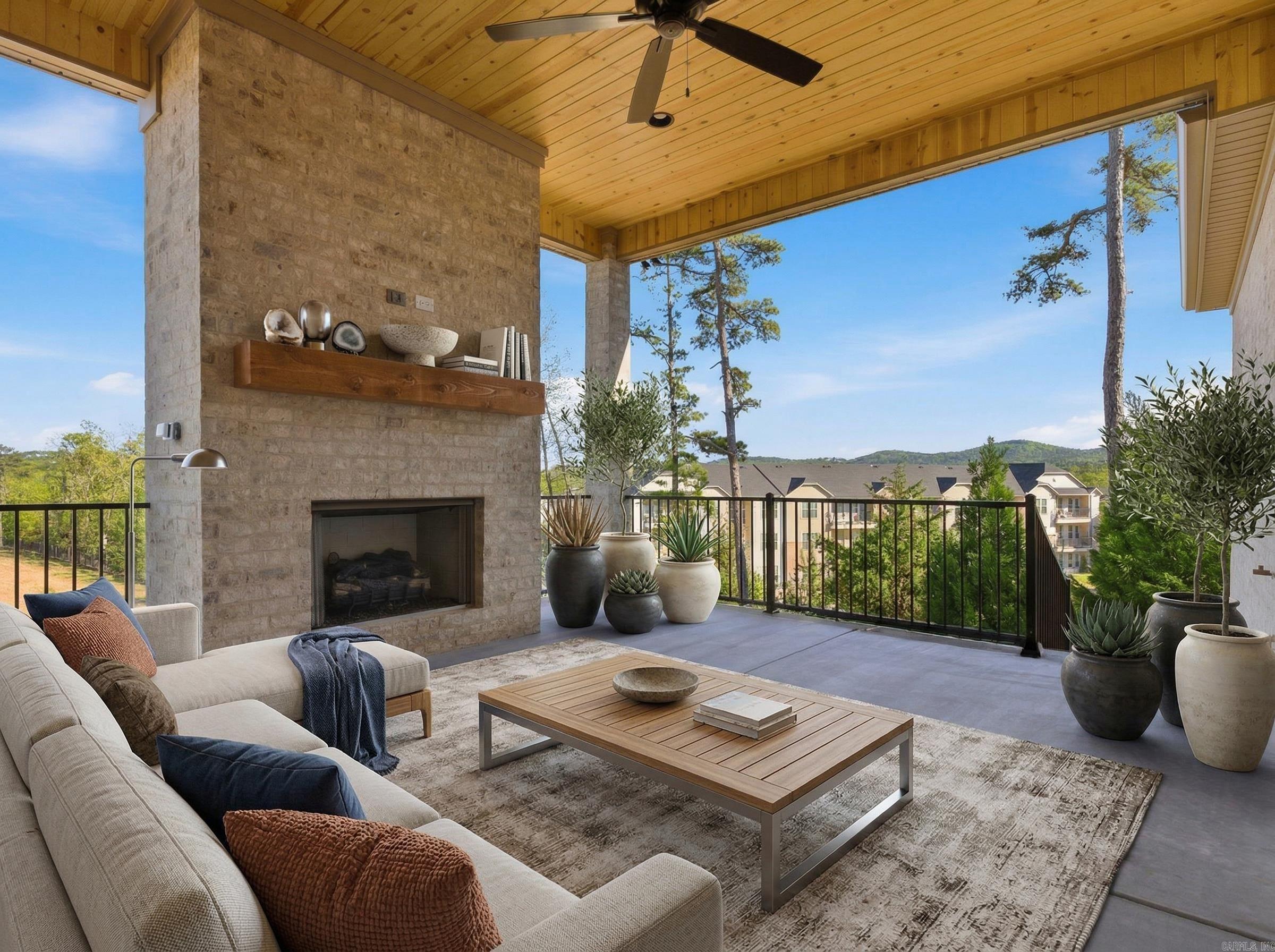 21 Mountain Brook  Little Rock, AR