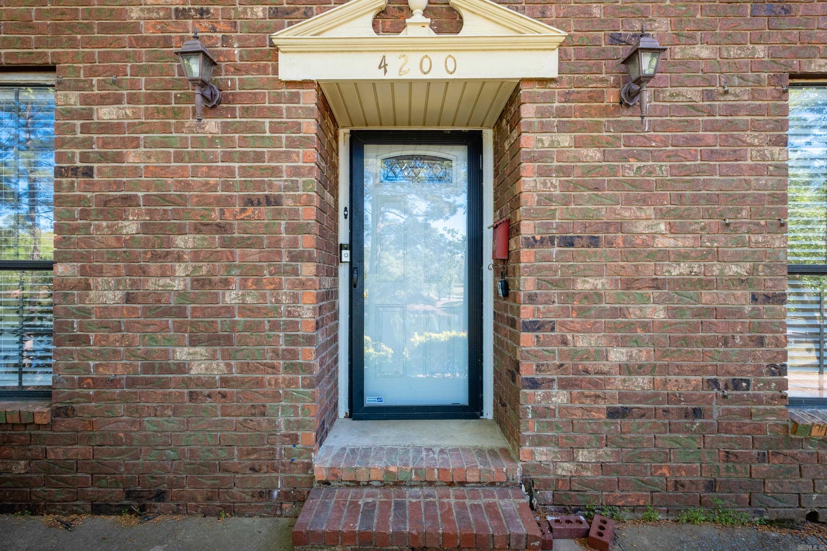 4200 Edgemere  North Little Rock, AR