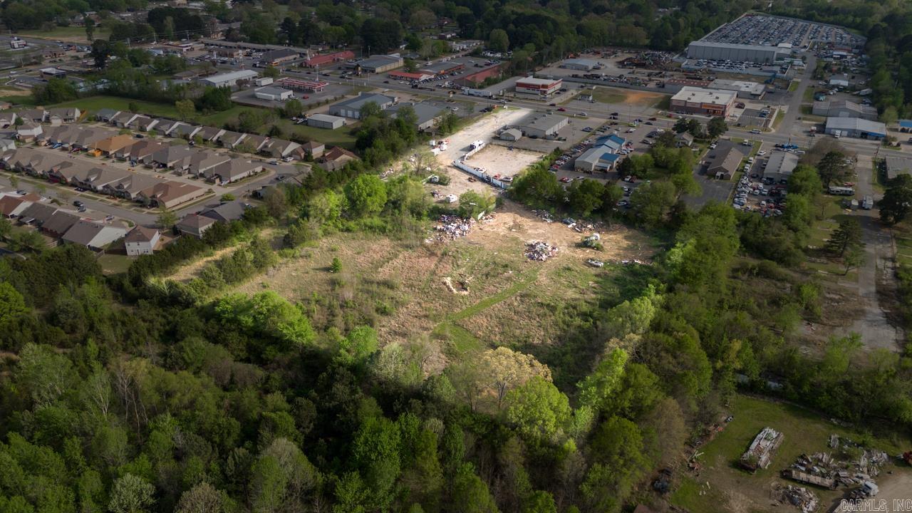 1580 E Oak  Conway, AR