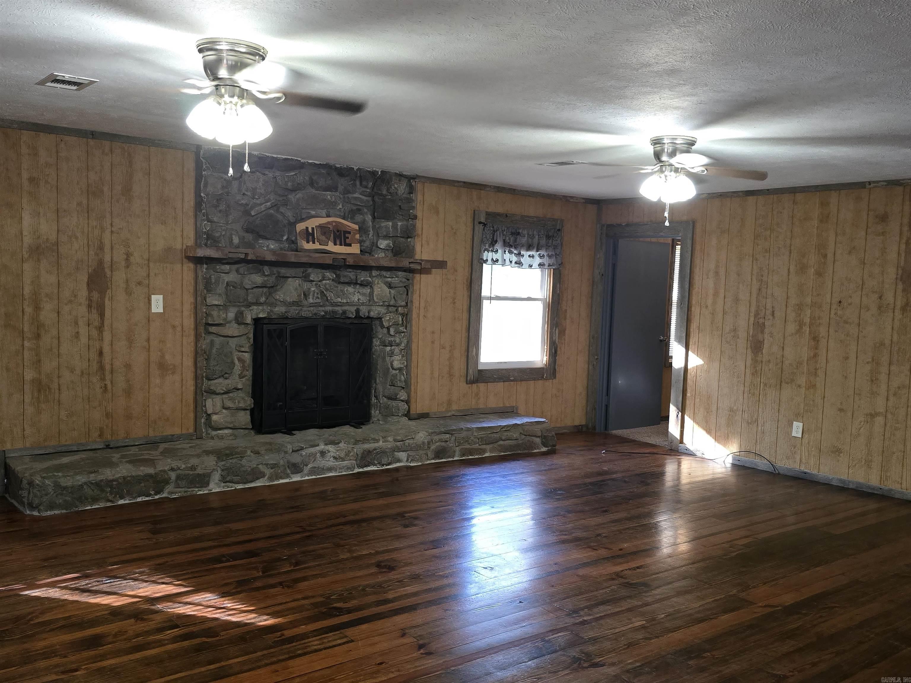 652 Red Hill  Searcy, AR