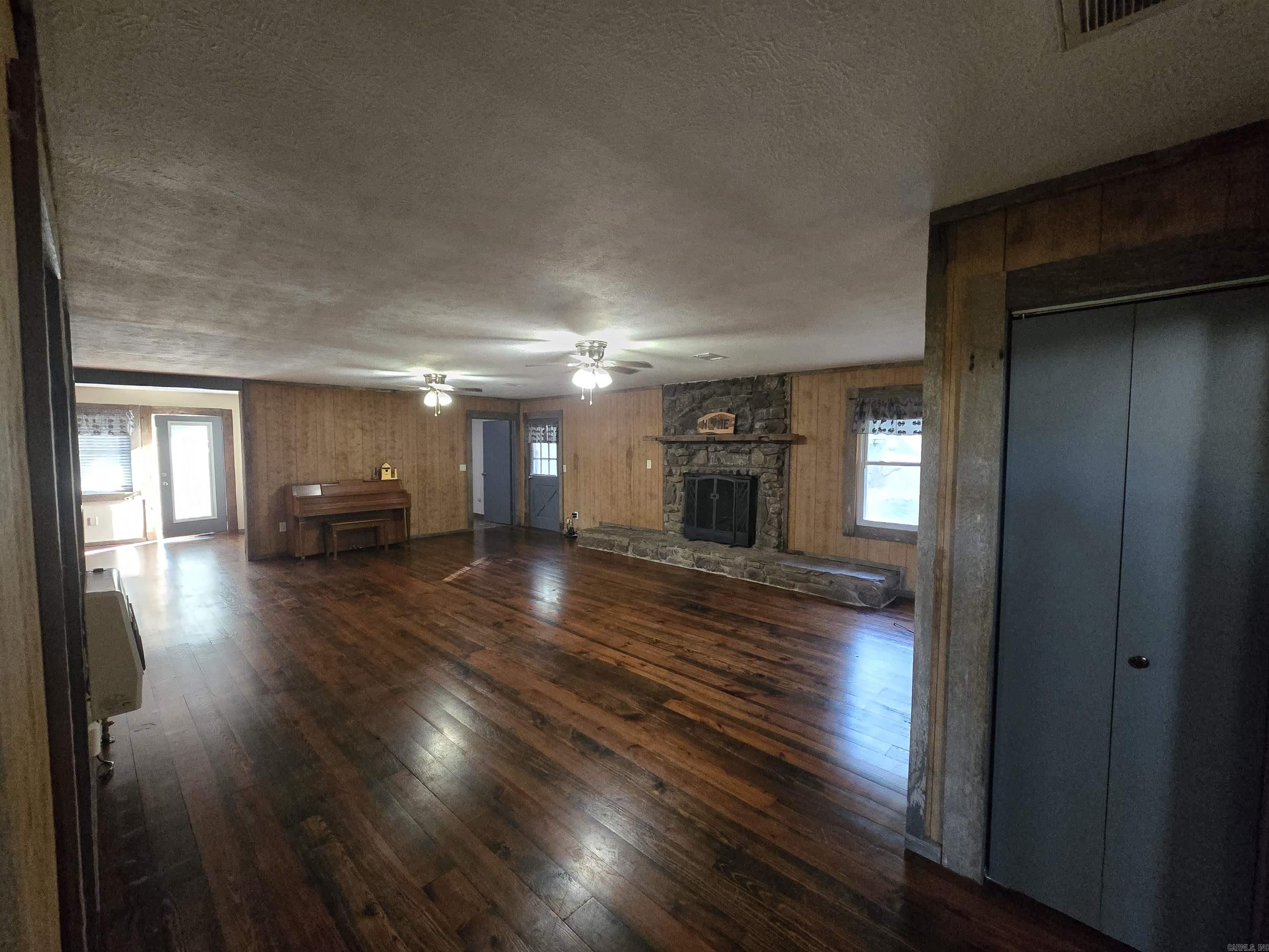 652 Red Hill  Searcy, AR