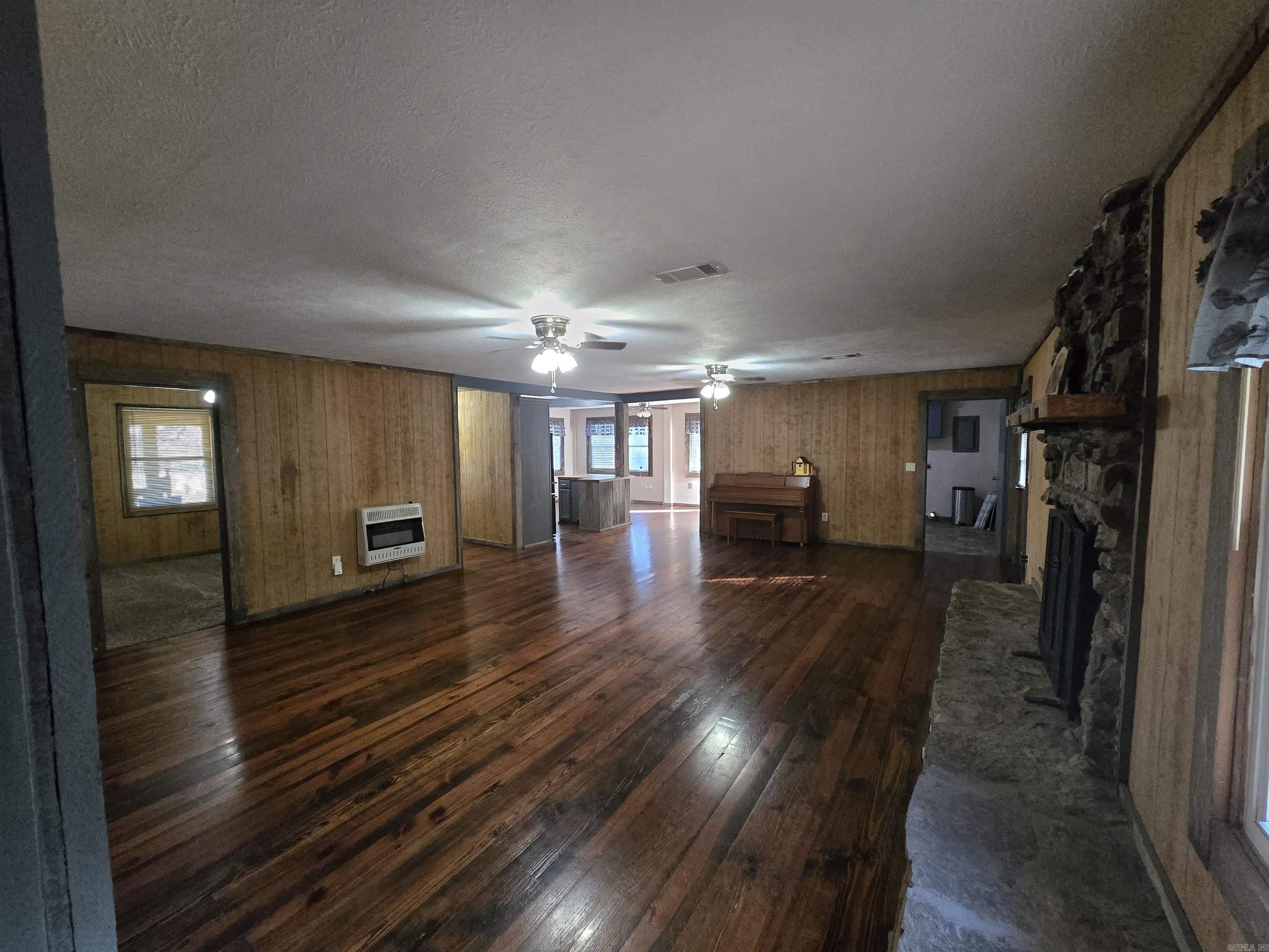 652 Red Hill  Searcy, AR