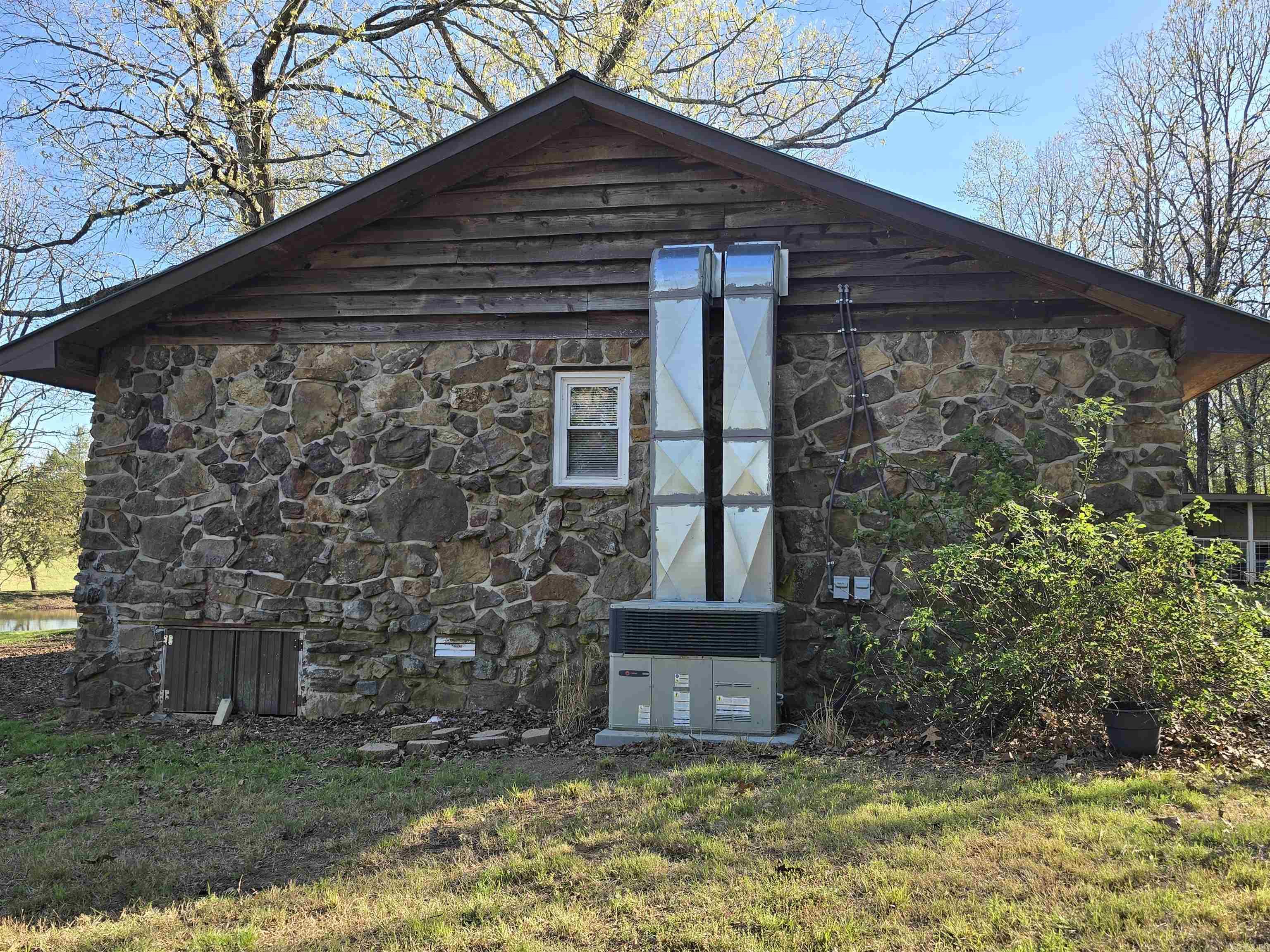 652 Red Hill  Searcy, AR