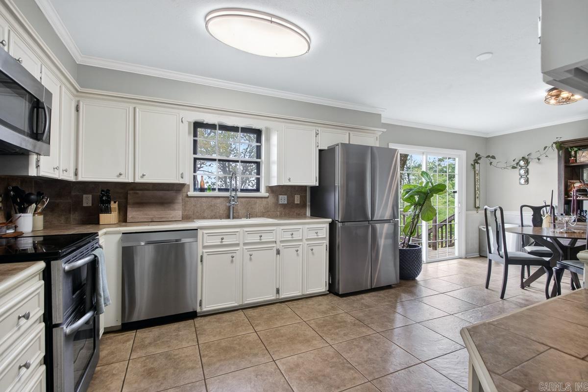 12741 Southridge Dr  Little Rock, AR