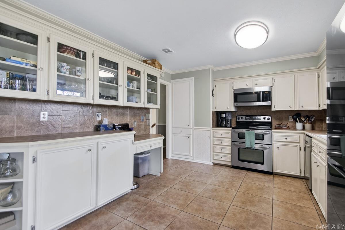 12741 Southridge Dr  Little Rock, AR