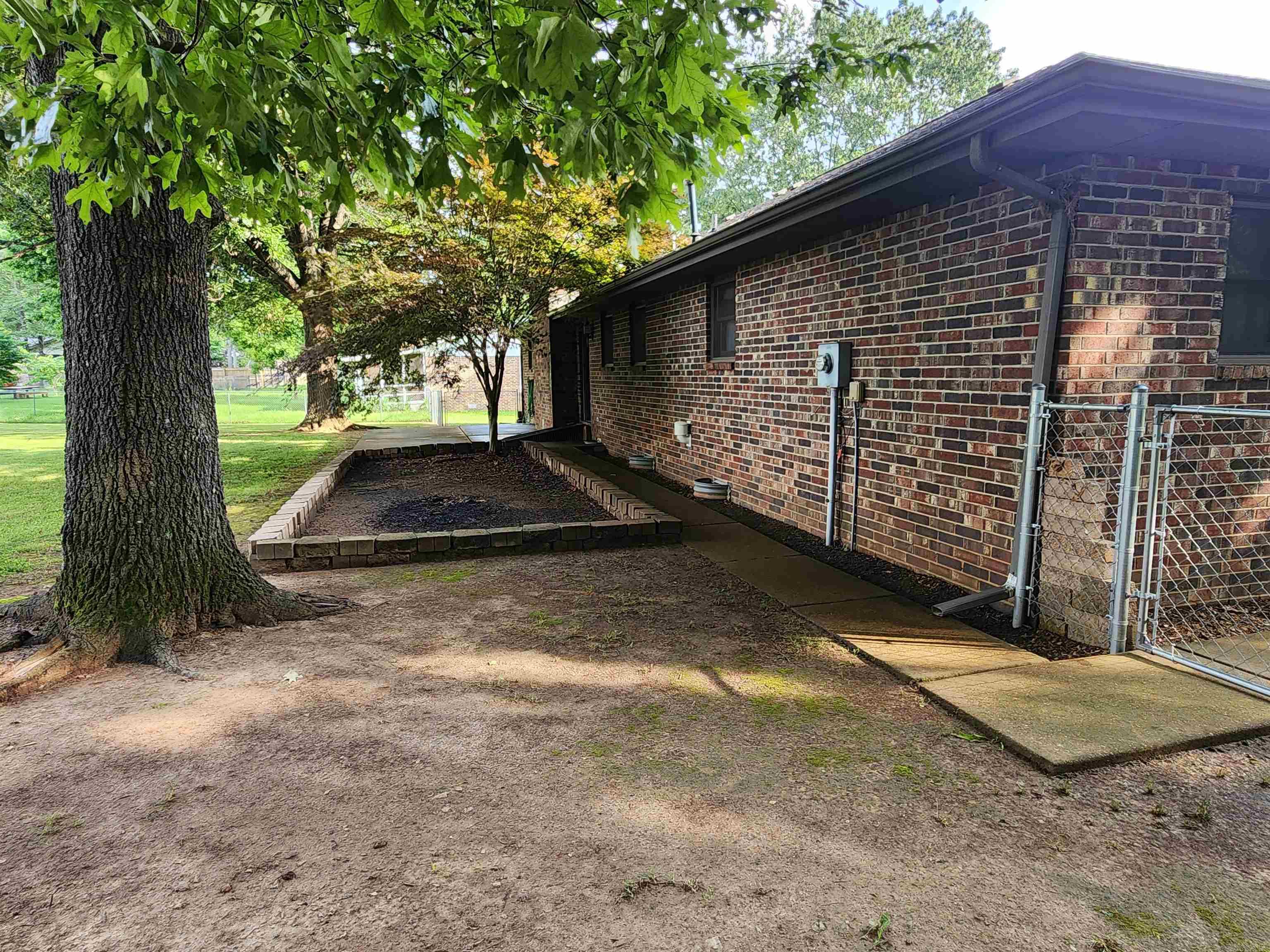 1805 Van Buren  Mountain Home, AR