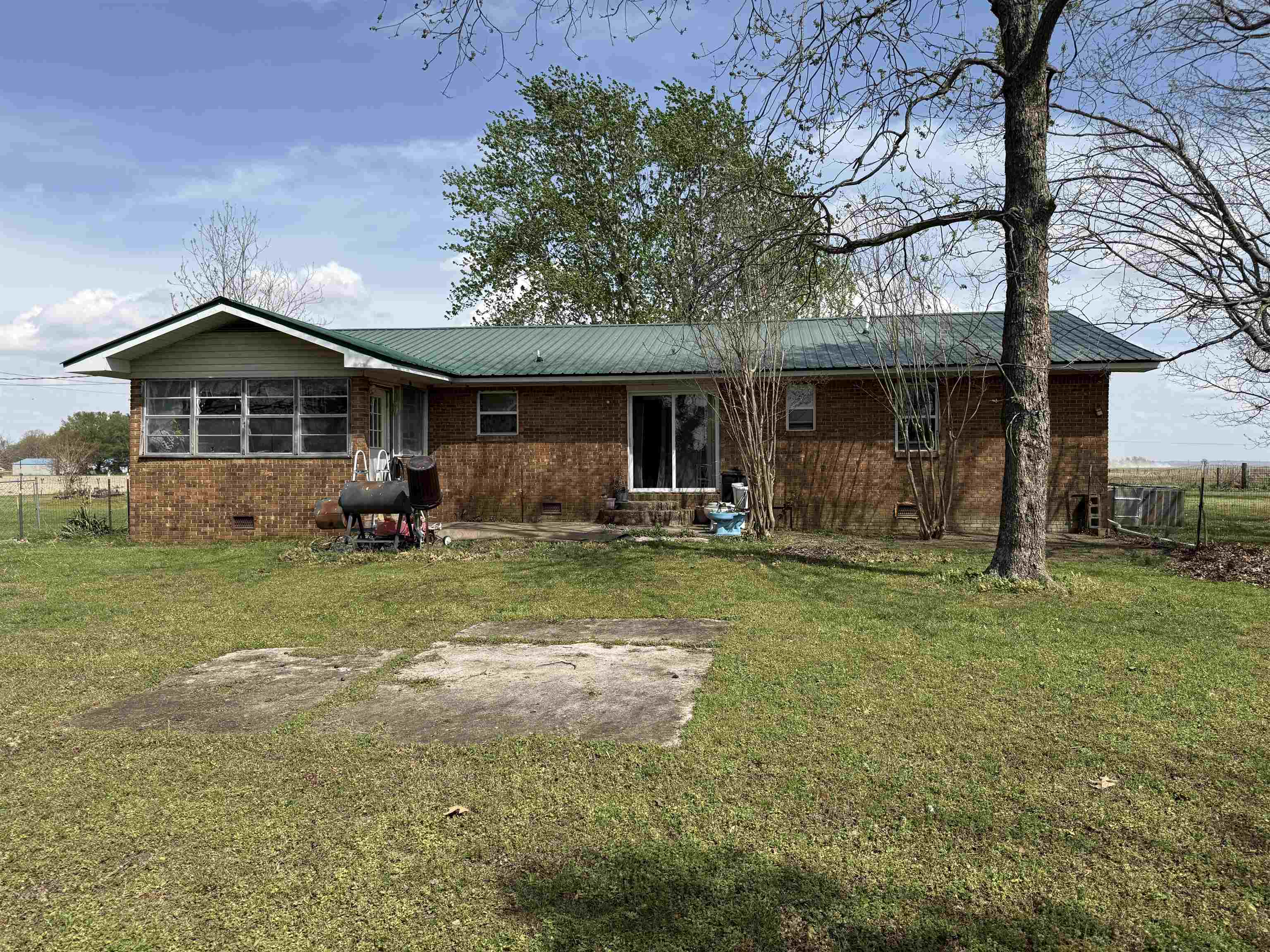 147 CR 239  Corning, AR