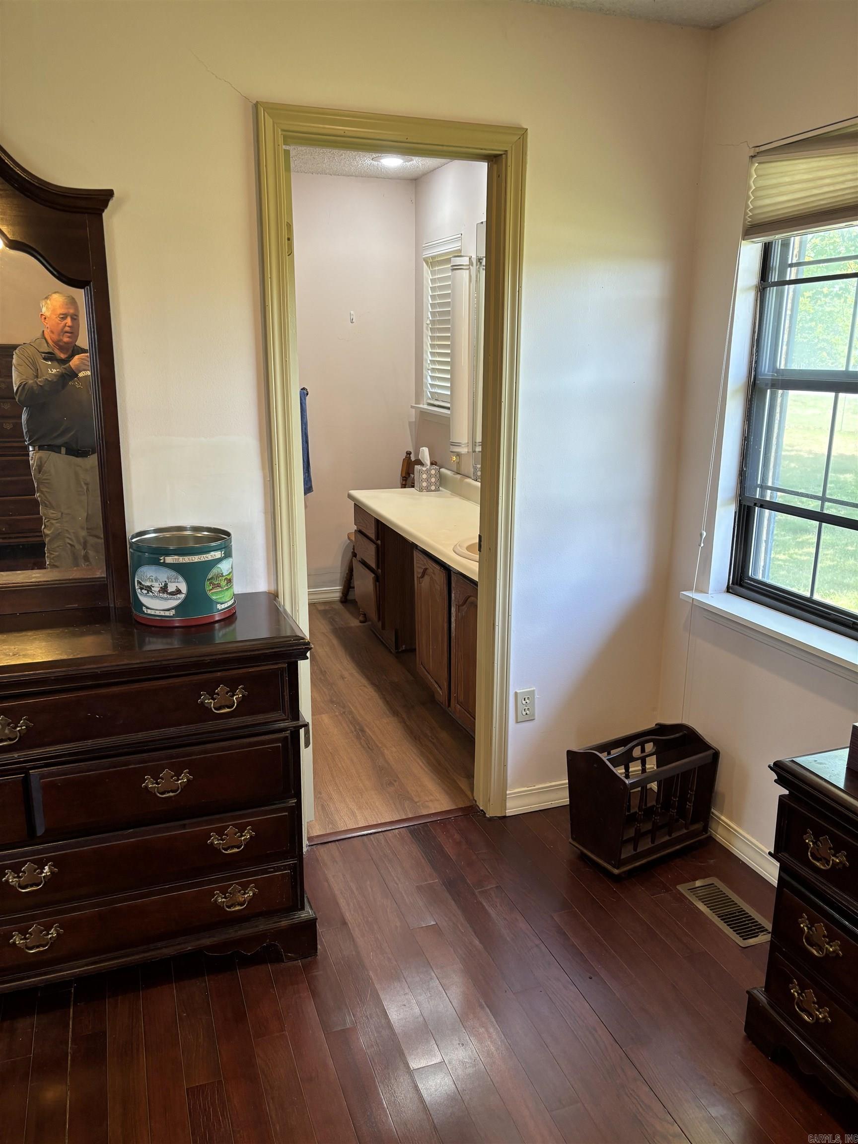 1584 Hwy 5 Romance, AR  Romance, AR