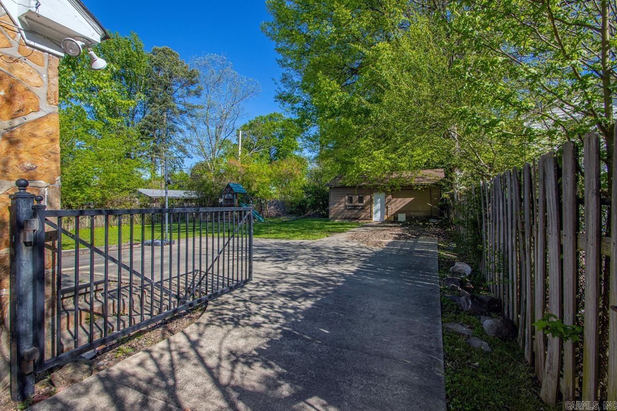 409 W H  North Little Rock, AR