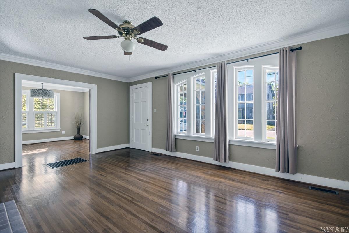 409 W H  North Little Rock, AR