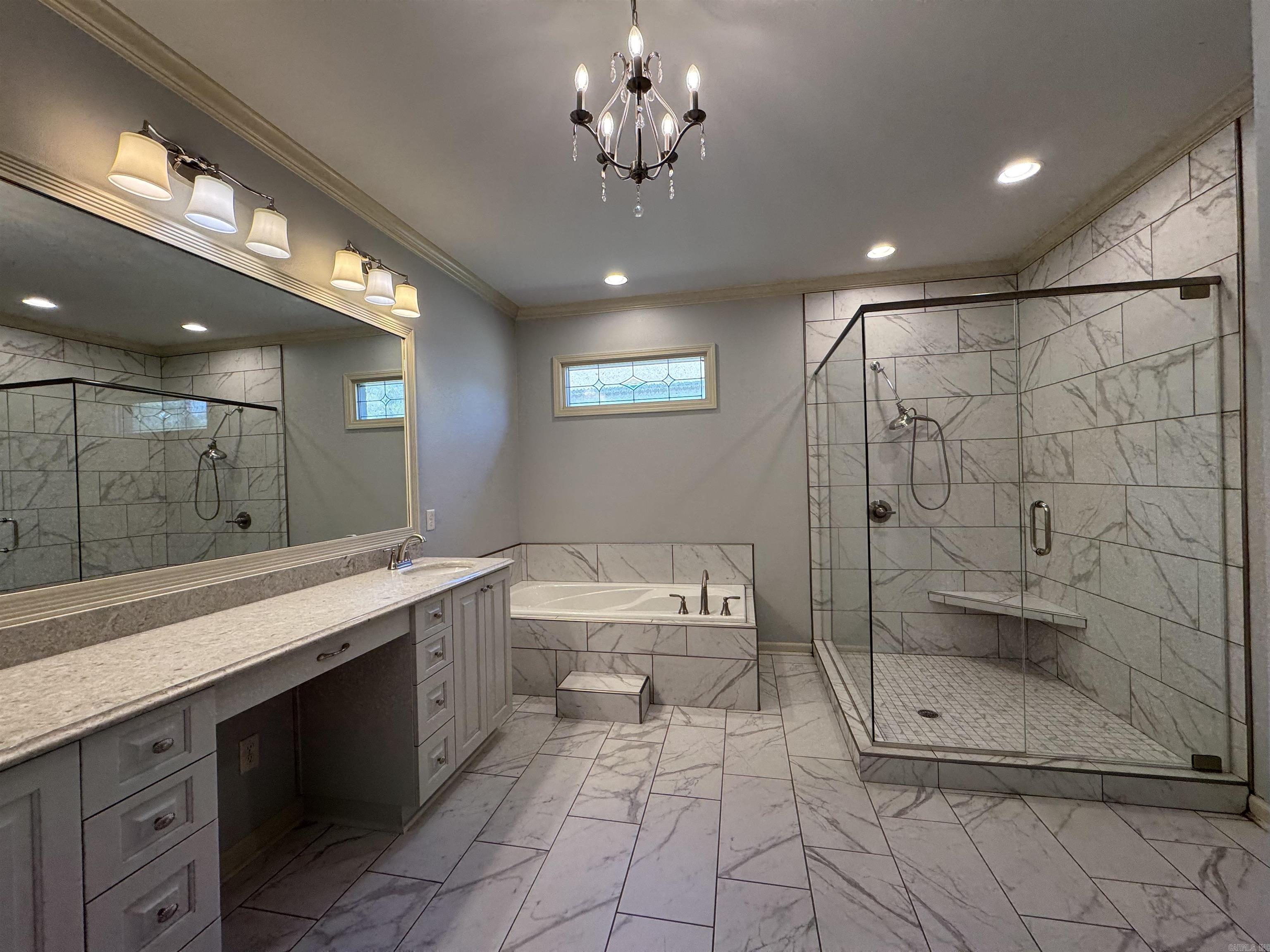 617 Edgemoor Terrace  Benton, AR