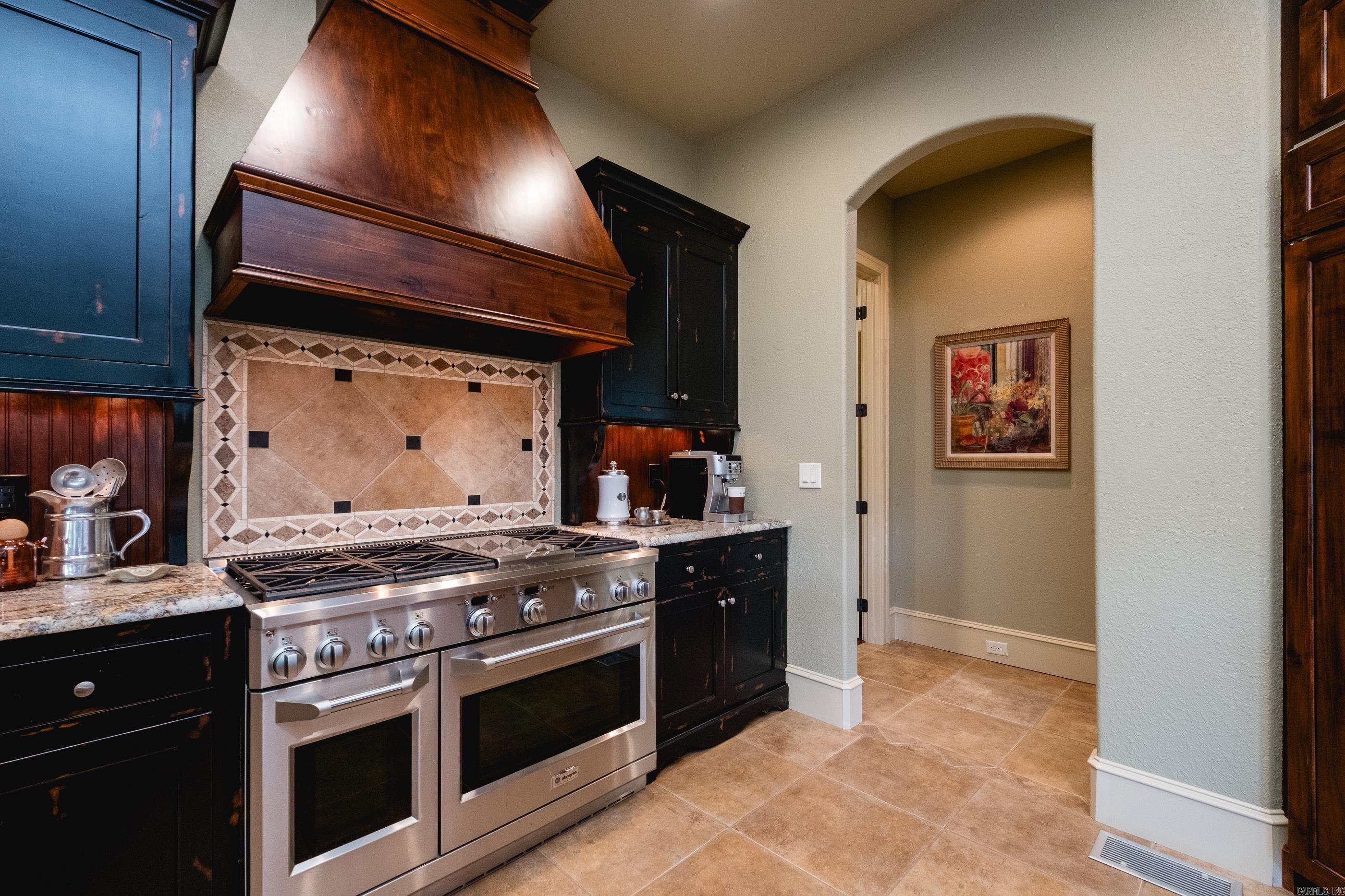 21 Hickory Pointe Cove Little Rock, AR 72223