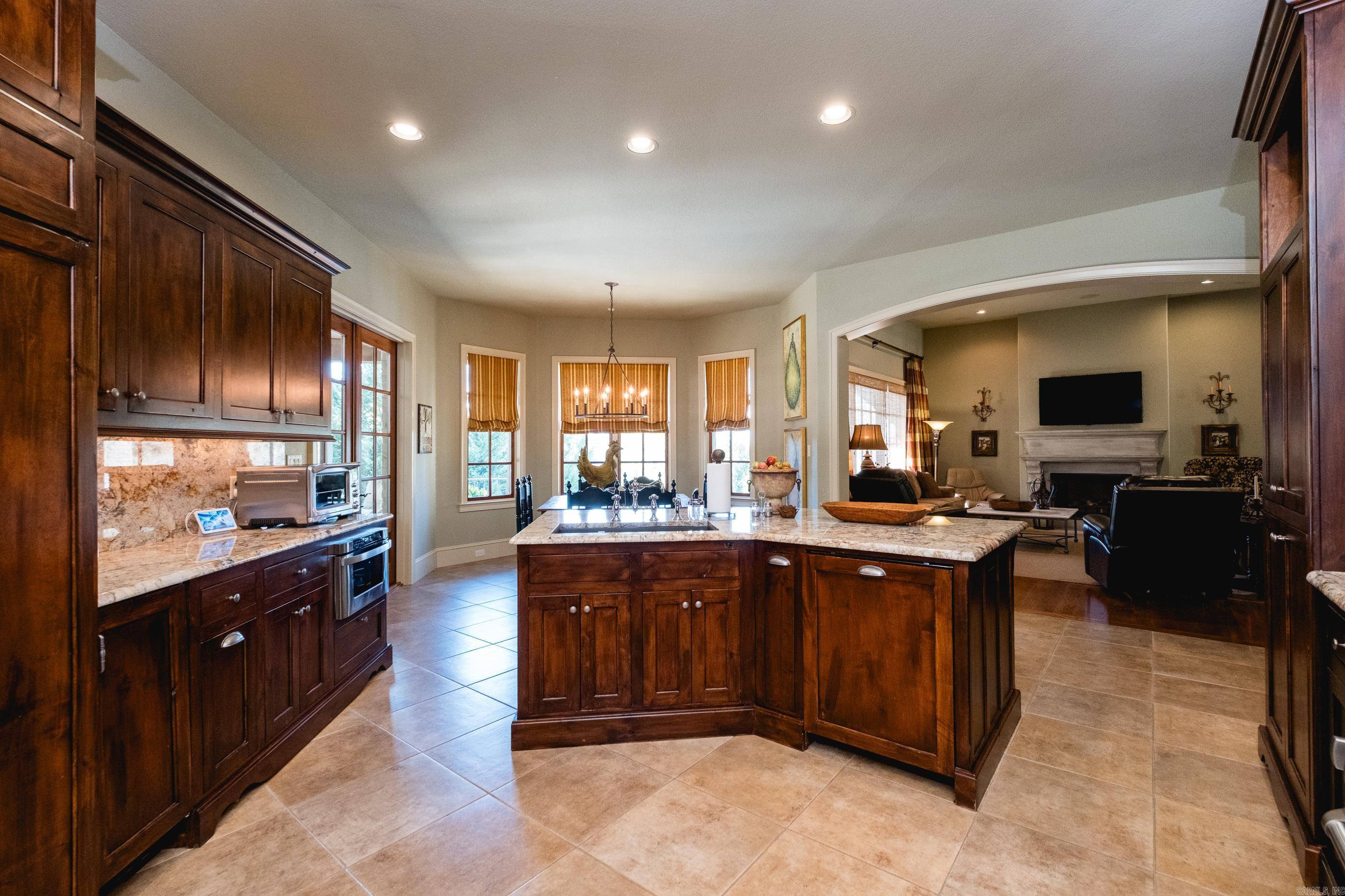 21 Hickory Pointe Cove Little Rock, AR 72223