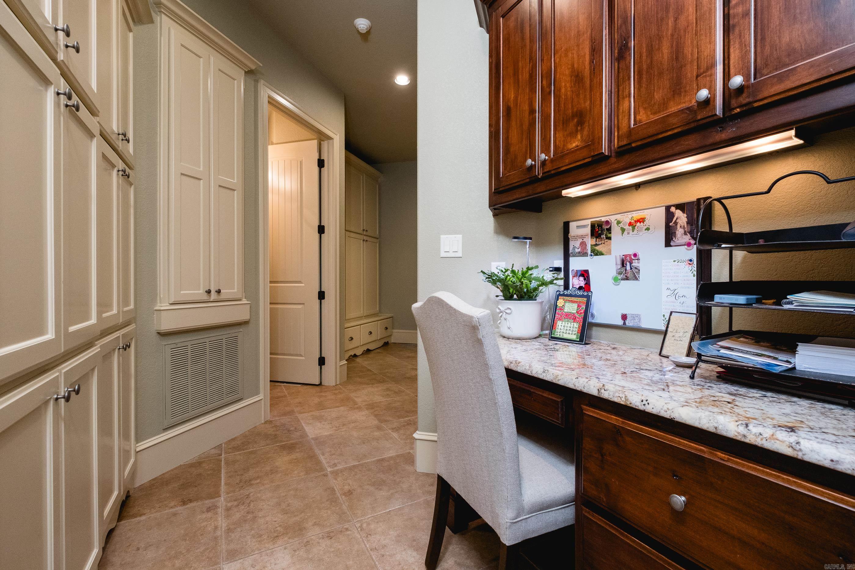 21 Hickory Pointe Cove Little Rock, AR 72223