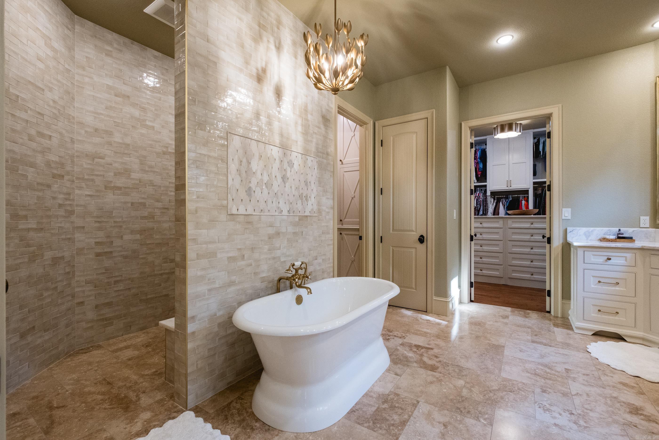 21 Hickory Pointe Cove Little Rock, AR 72223