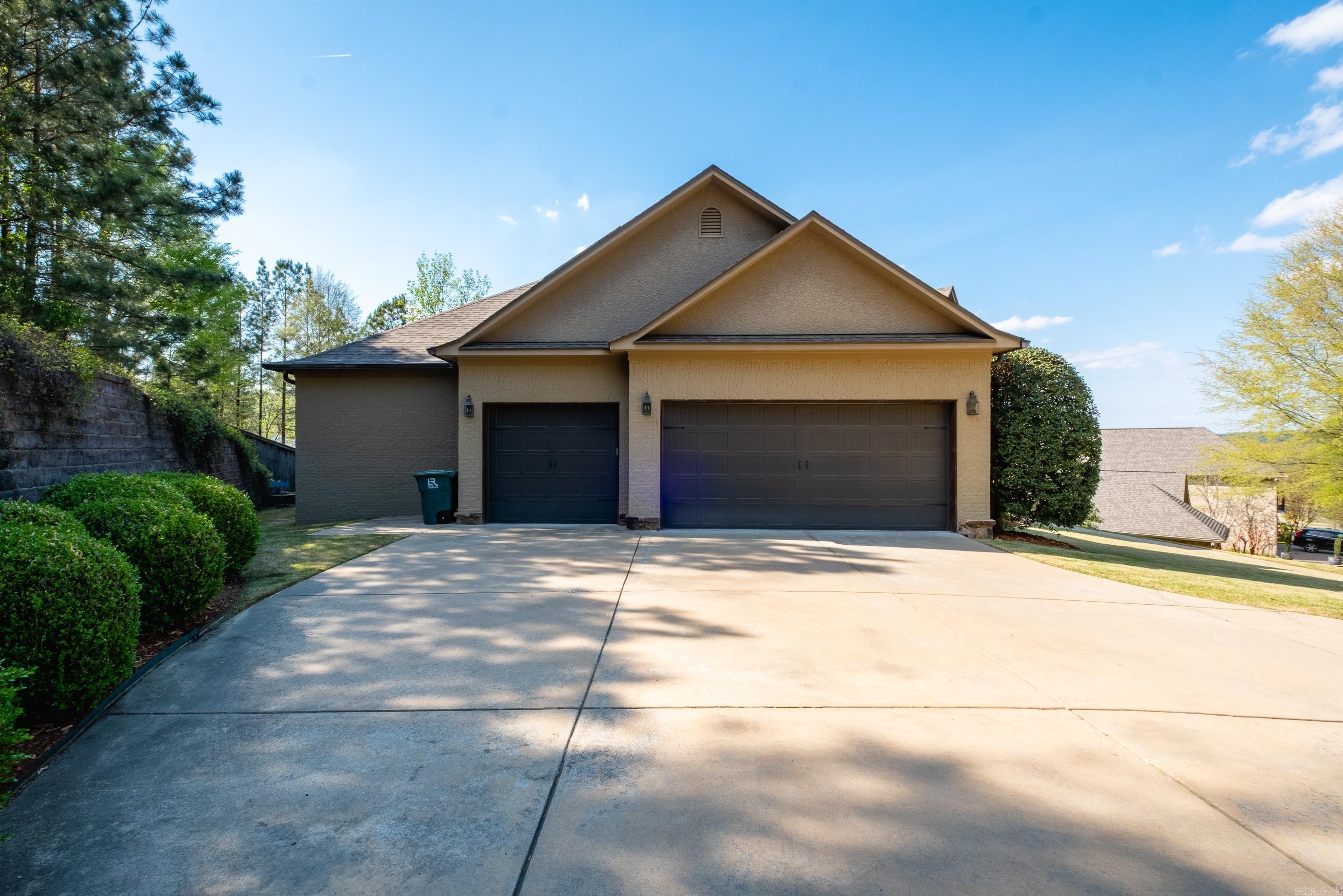 21 Hickory Pointe Cove Little Rock, AR 72223