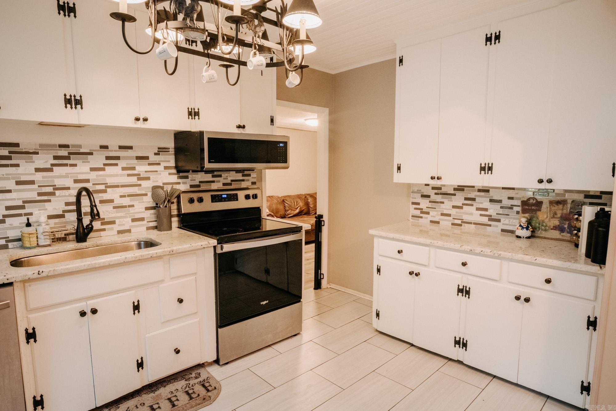 1212 W Jackman  Benton, AR