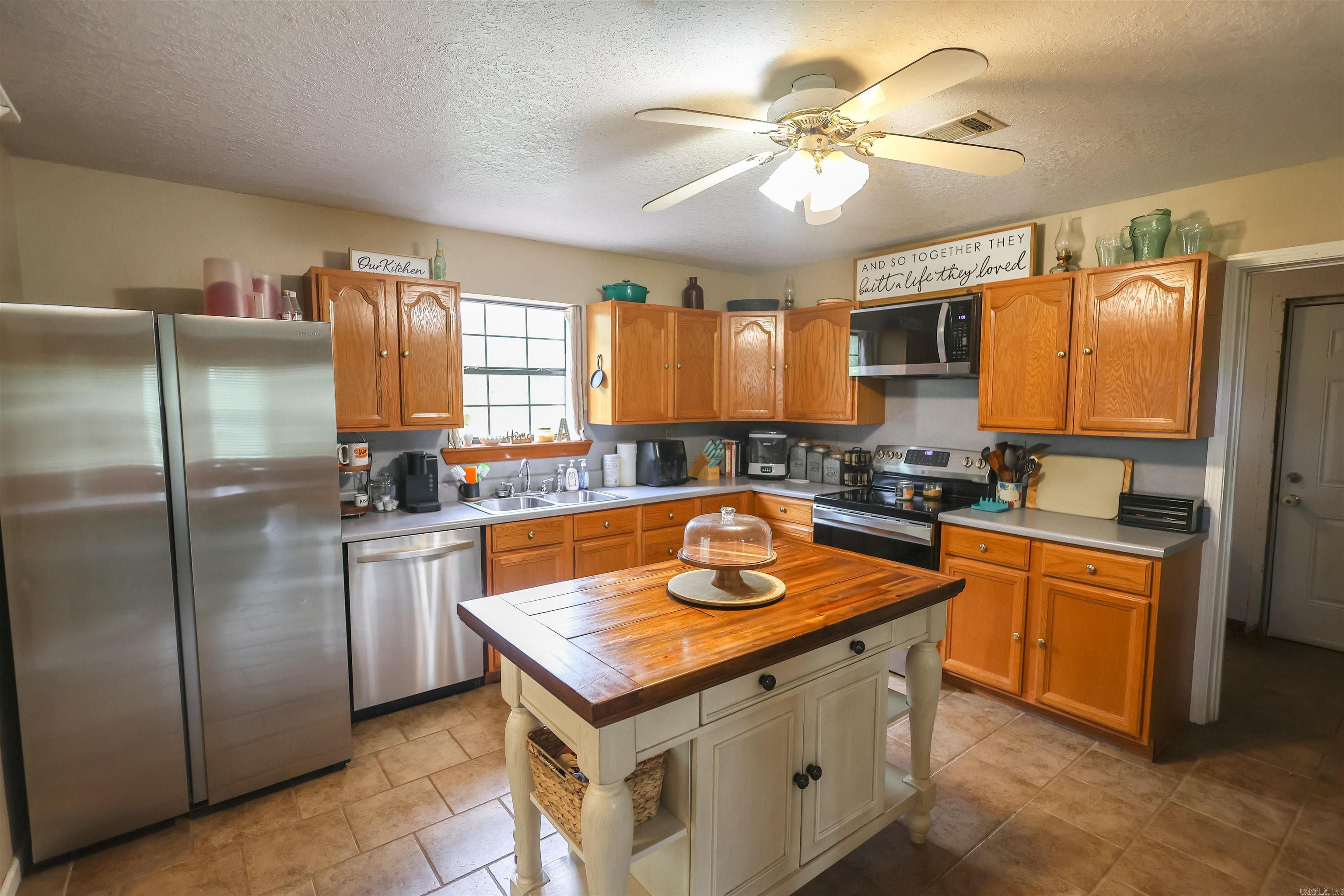 14 S HWY 369  Newhope, AR