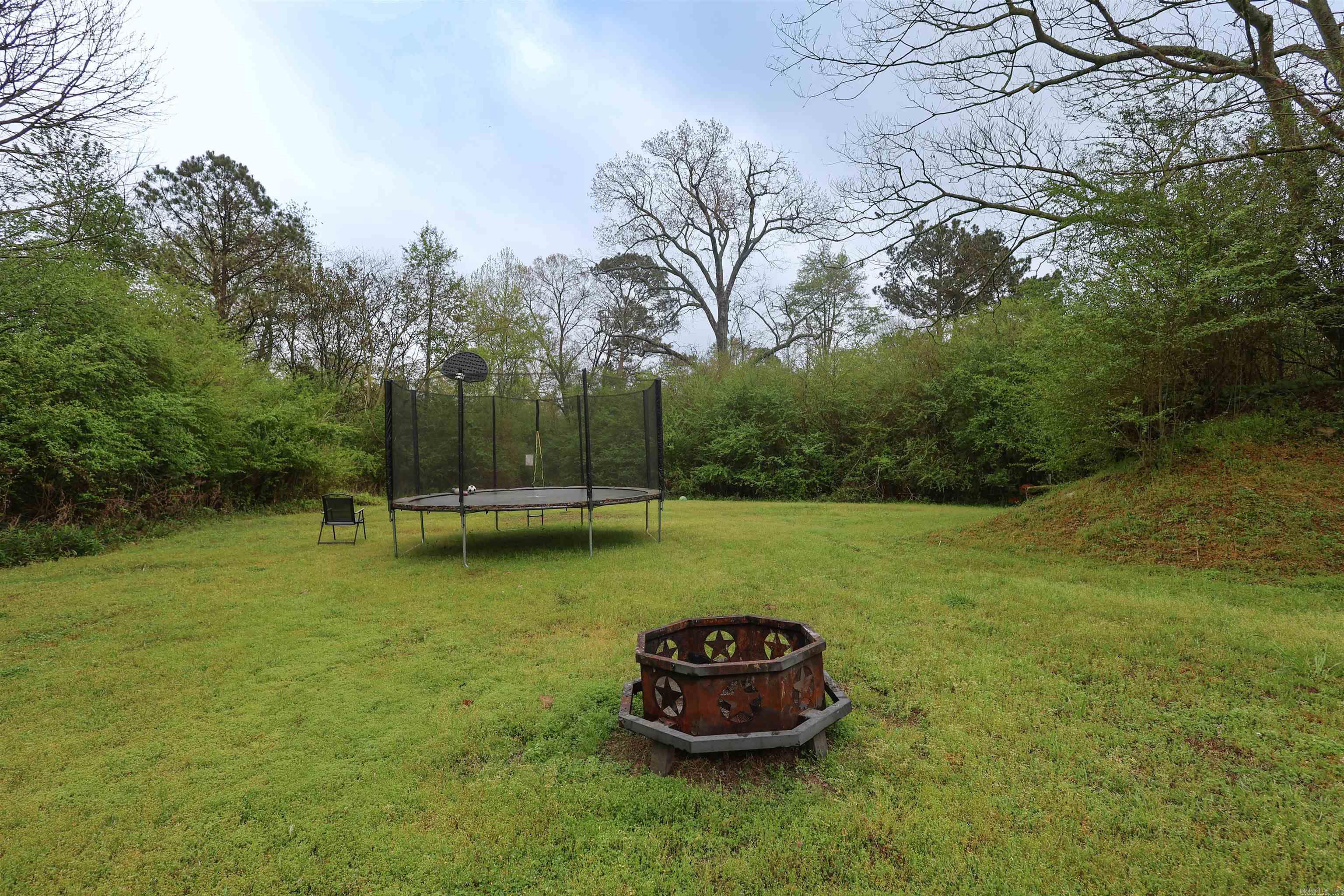 14 S HWY 369  Newhope, AR