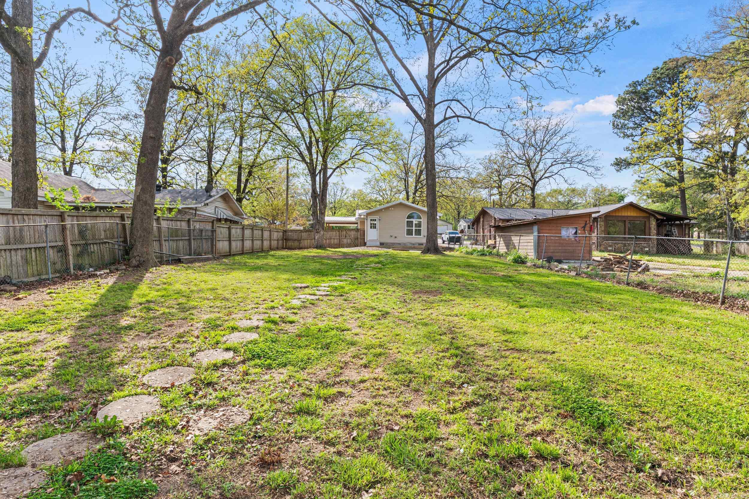 11 E Ridge  Mayflower, AR