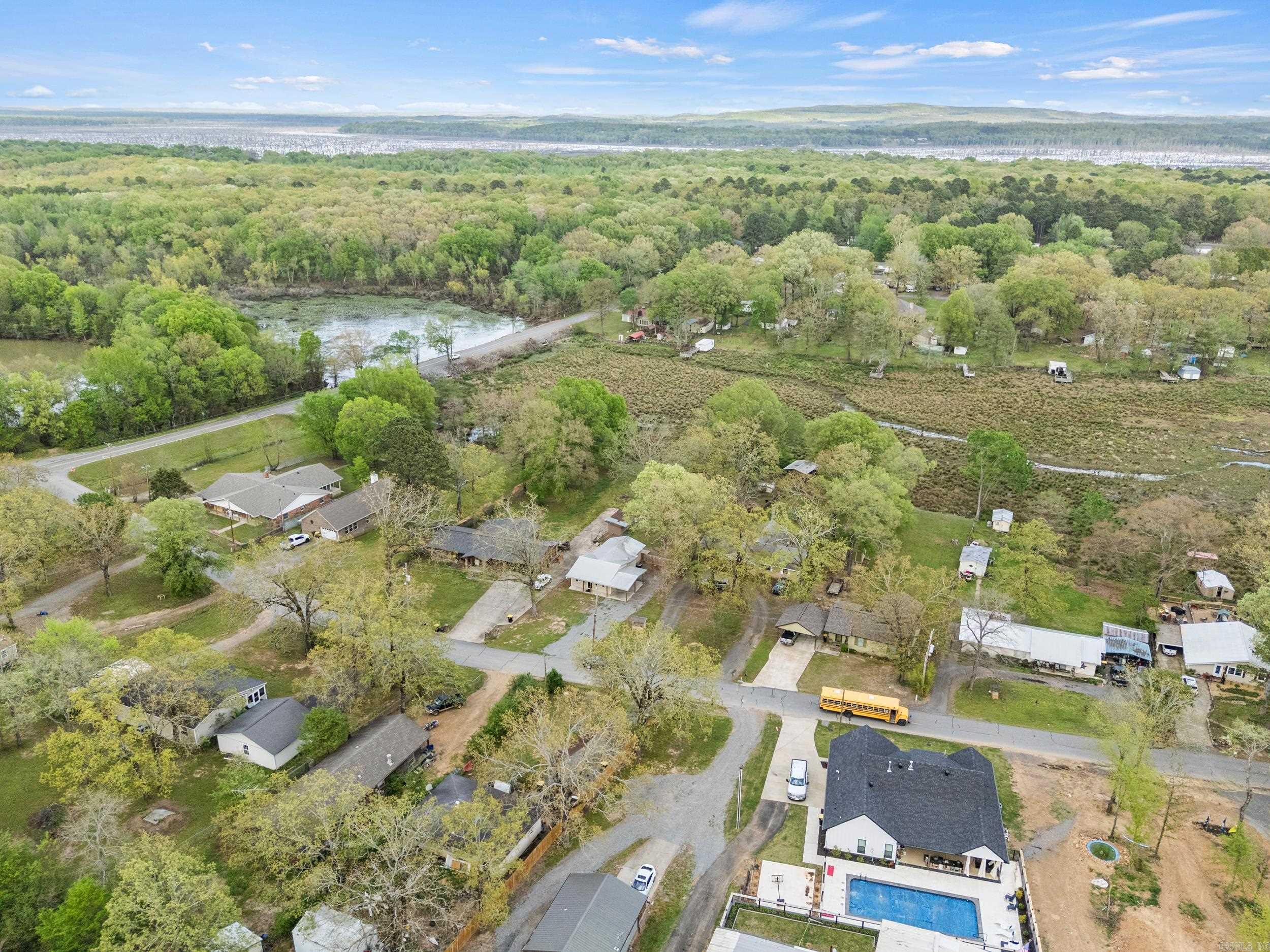 11 E Ridge  Mayflower, AR