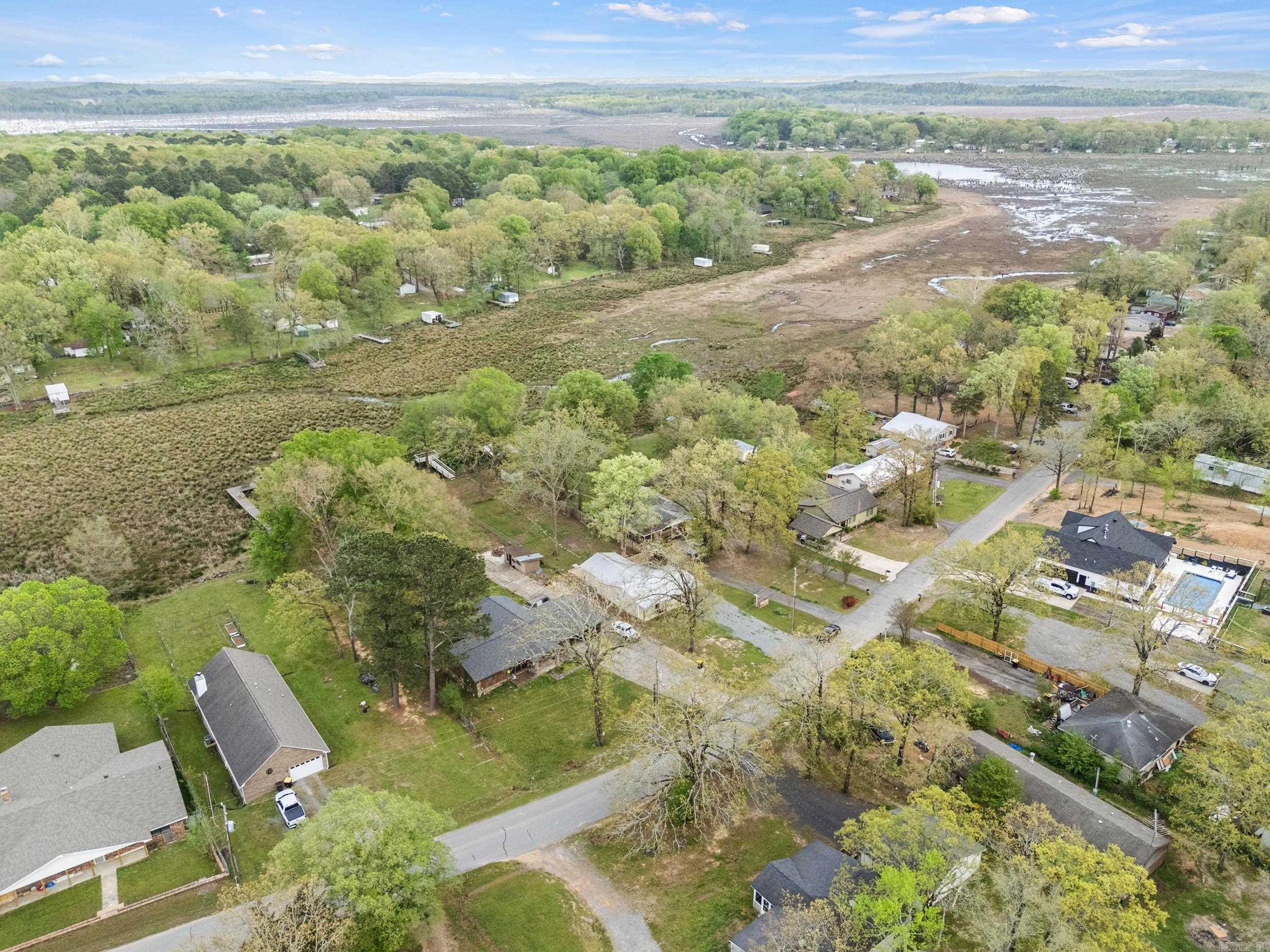 11 E Ridge  Mayflower, AR