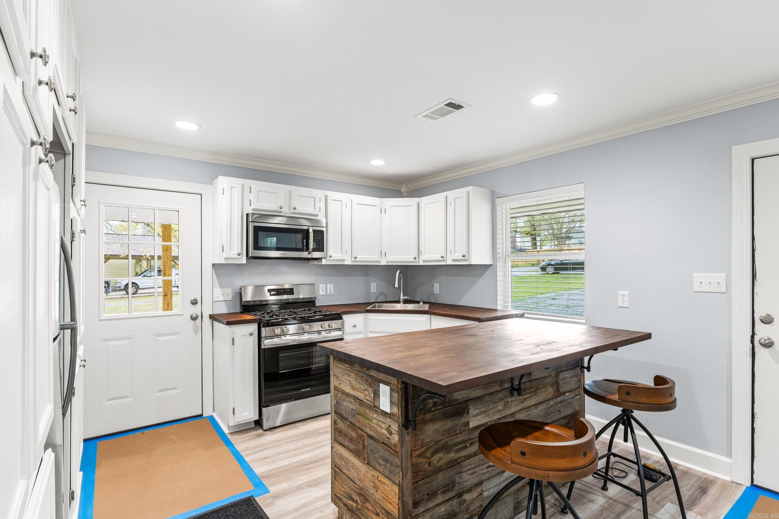 11 E Ridge  Mayflower, AR