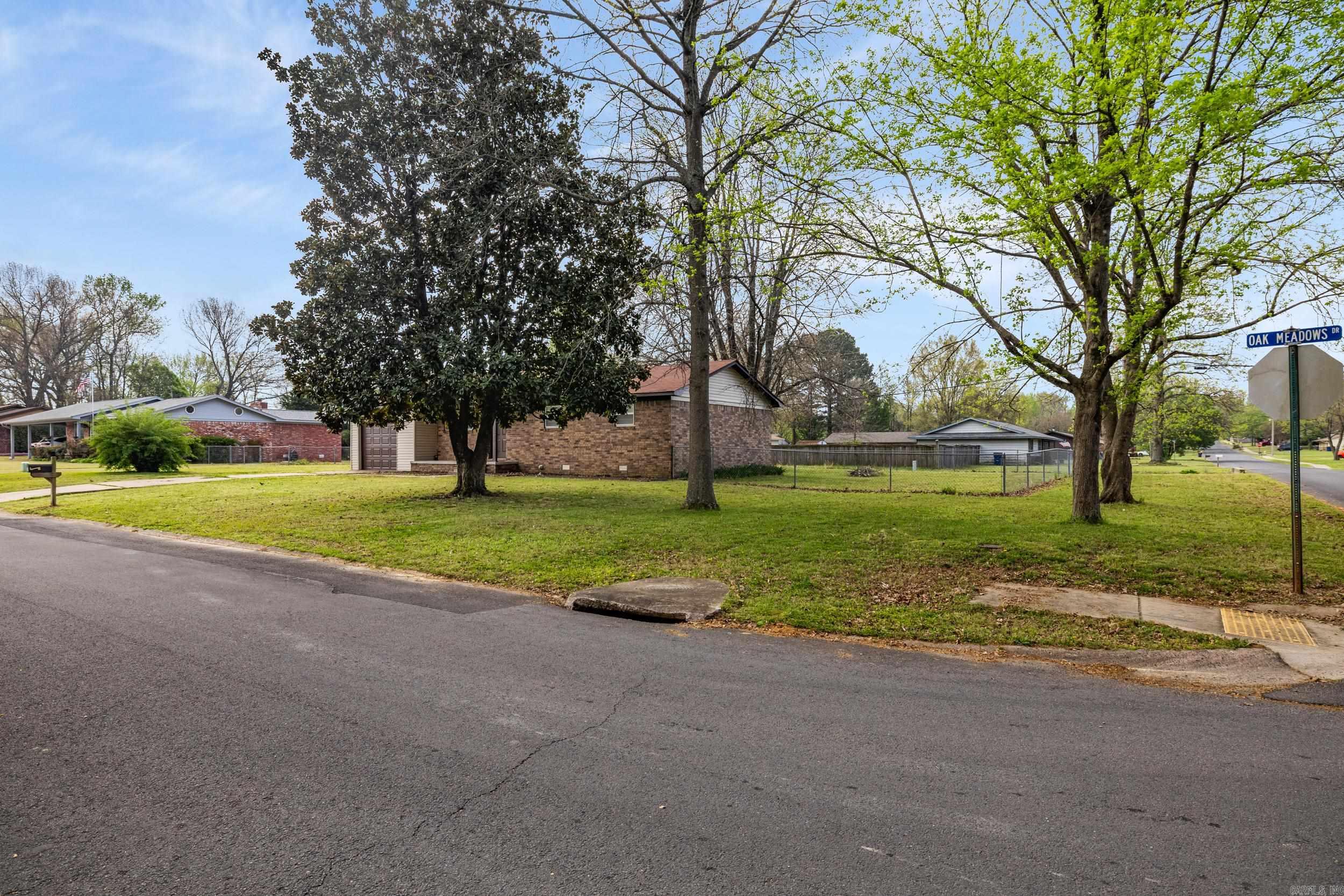 55 Oak Meadows  Cabot, AR