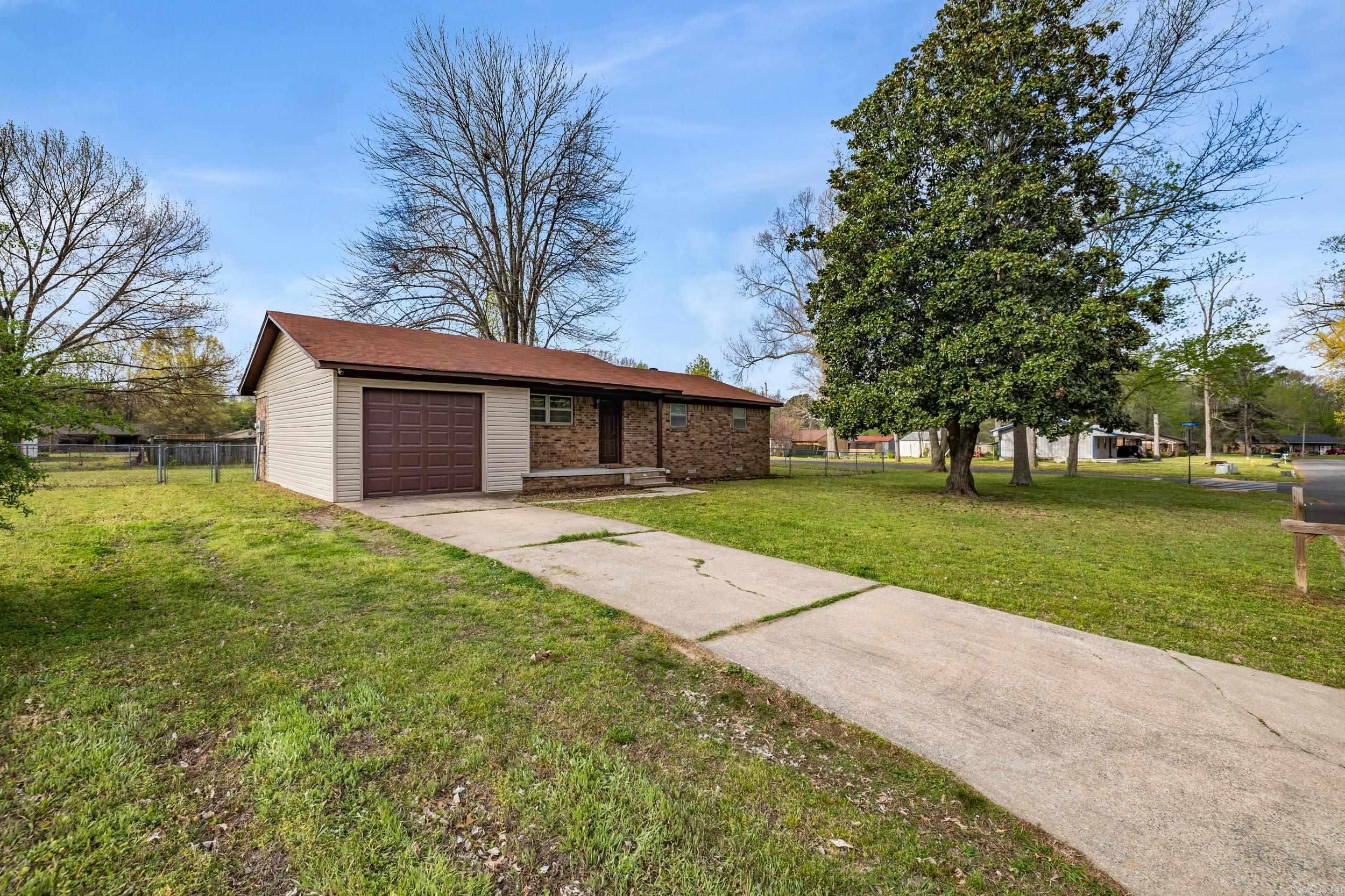 55 Oak Meadows  Cabot, AR