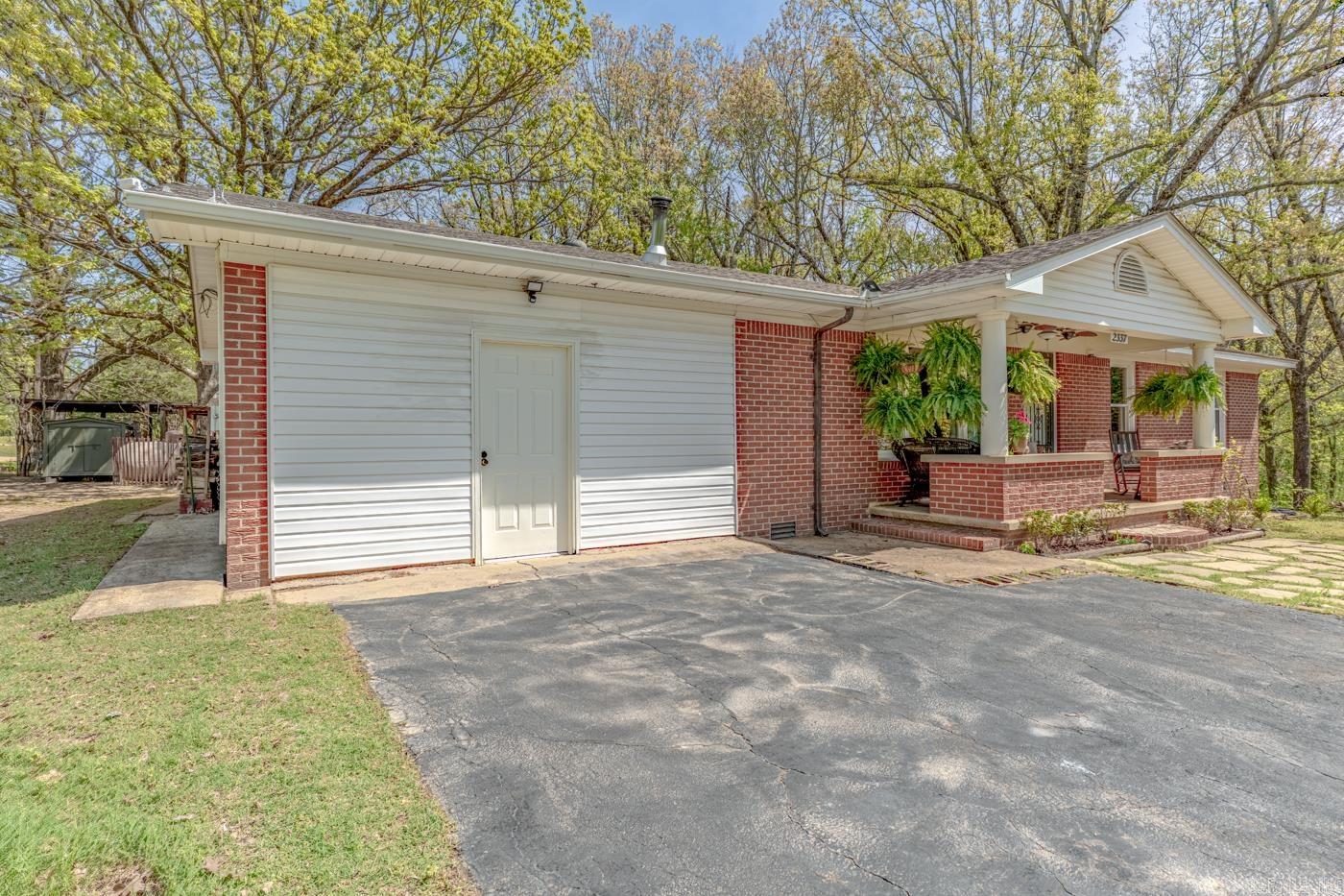 2337 County Road 380  Bono, AR