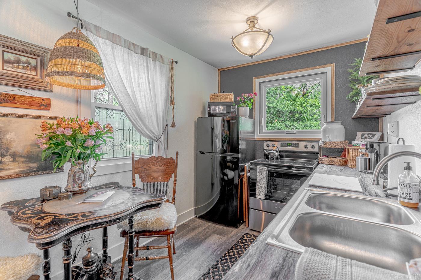 2337 County Road 380 Bono, AR 72416