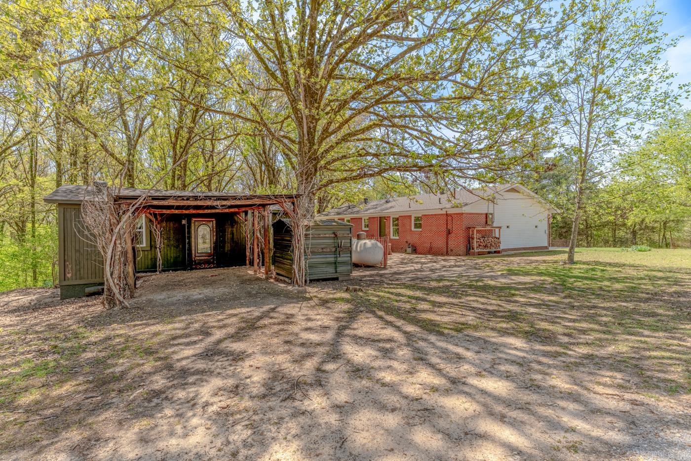 2337 County Road 380  Bono, AR