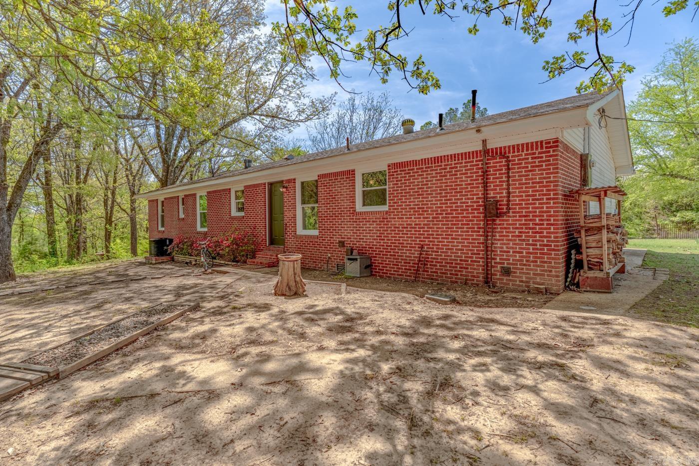 2337 County Road 380  Bono, AR