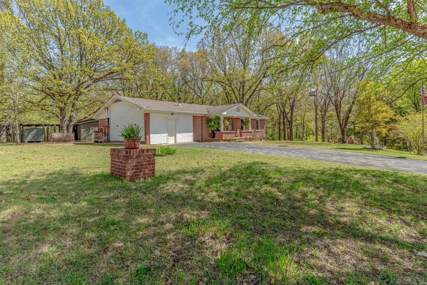 2337 County Road 380  Bono, AR